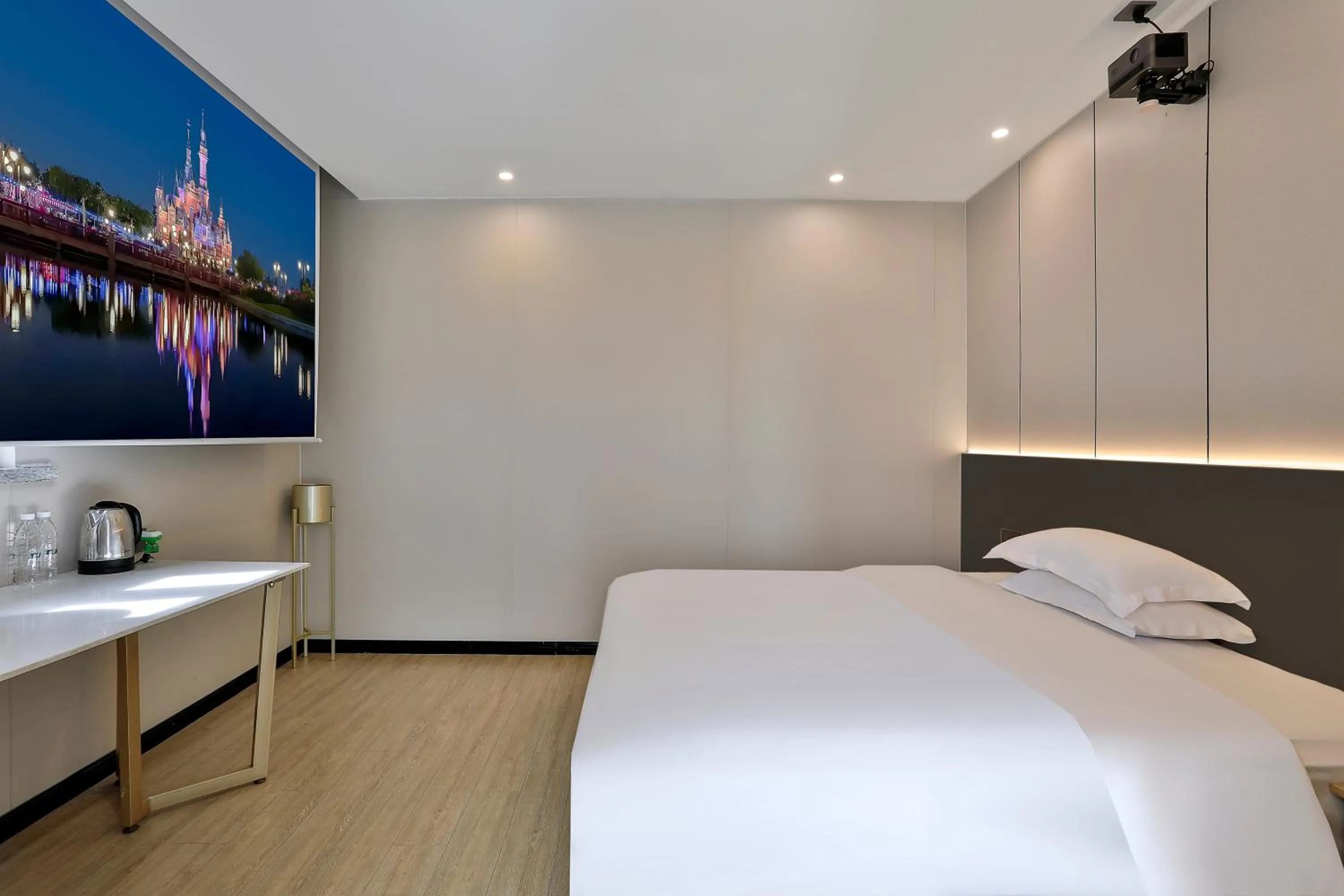 Yinshu Lunasvilla Courtyard Garden Resort Hotel