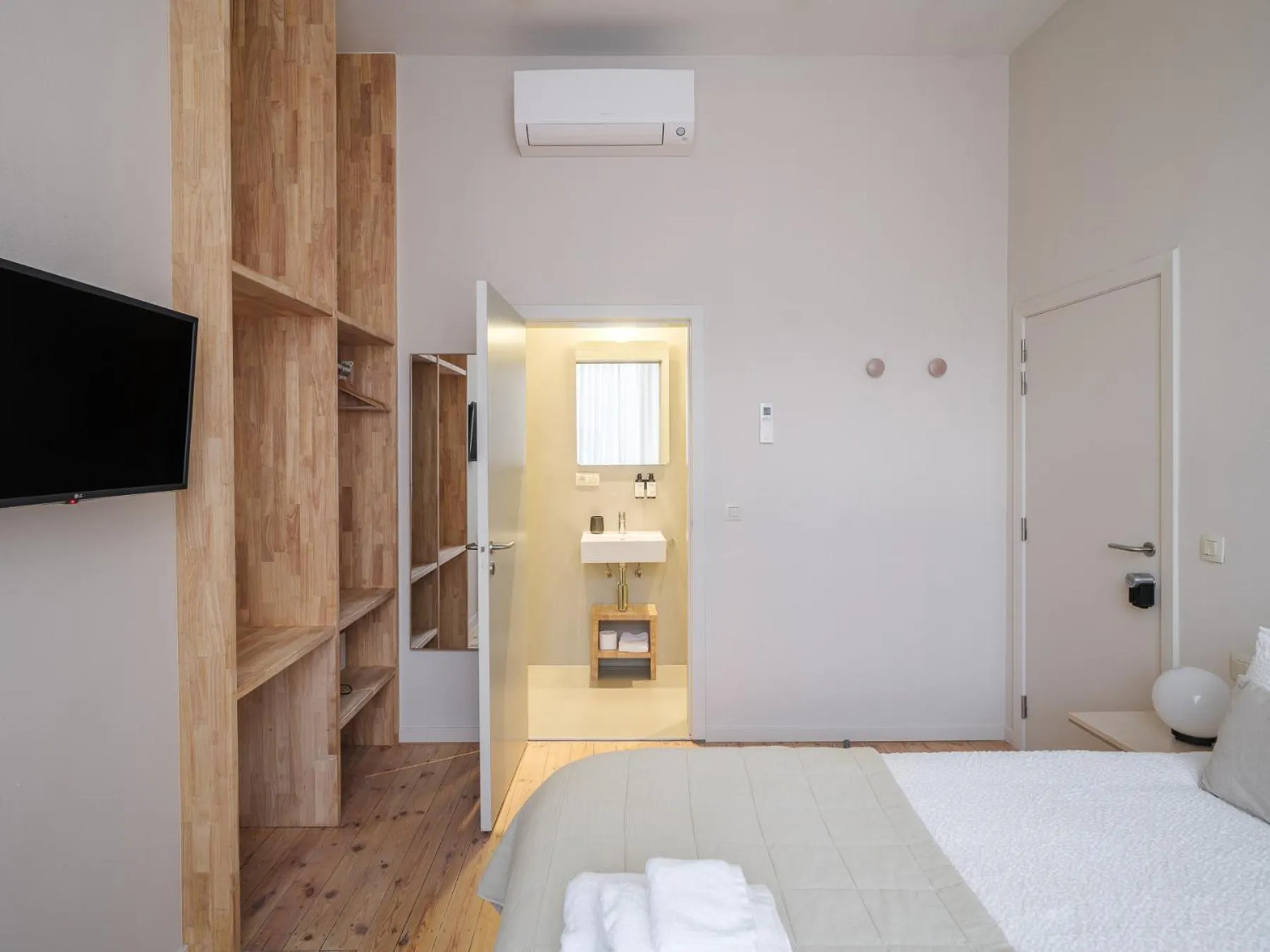 Bed in Lits de Lo - Boutique Rooms