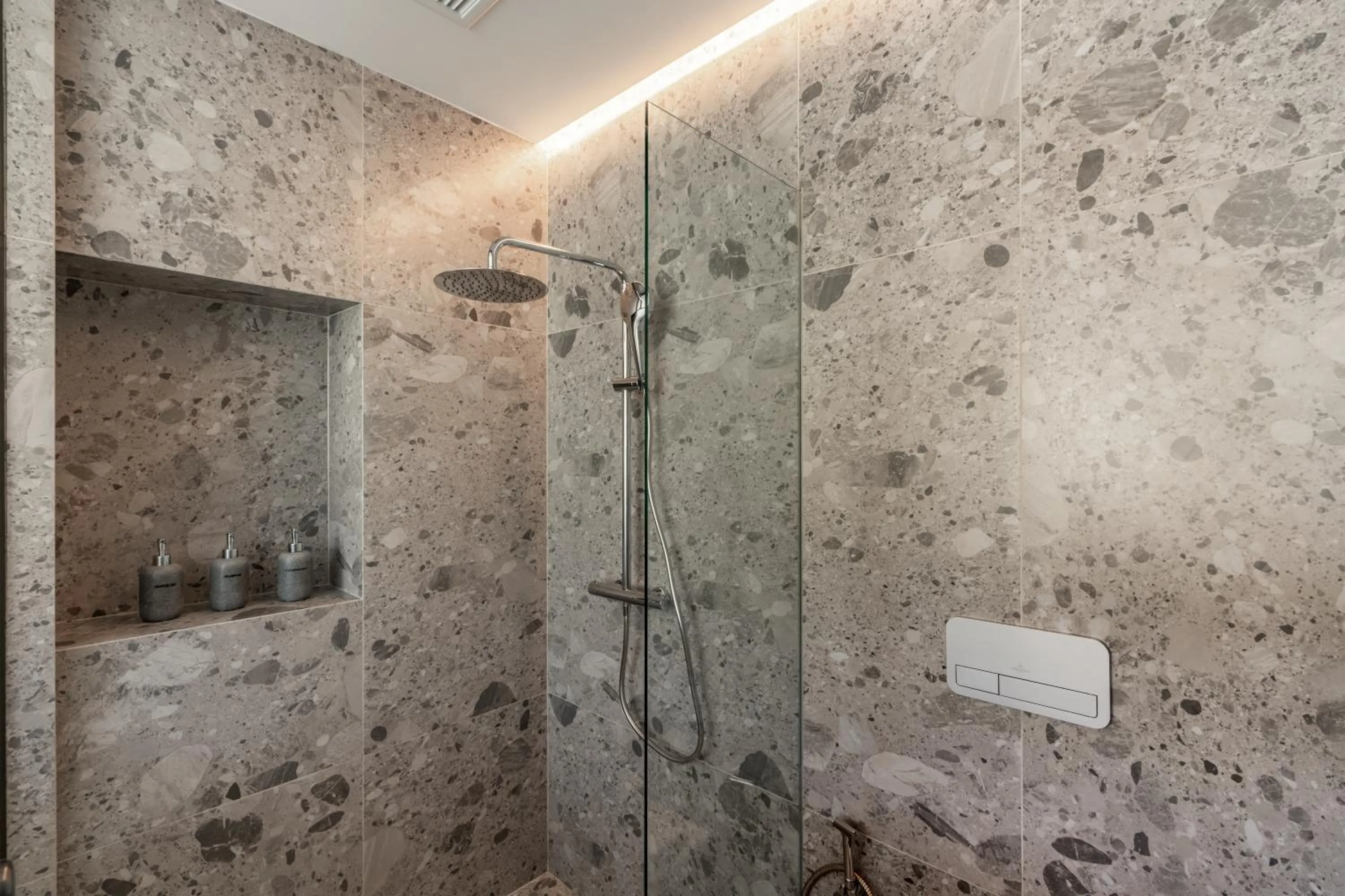 Shower in Kora Beach Resort Phuket