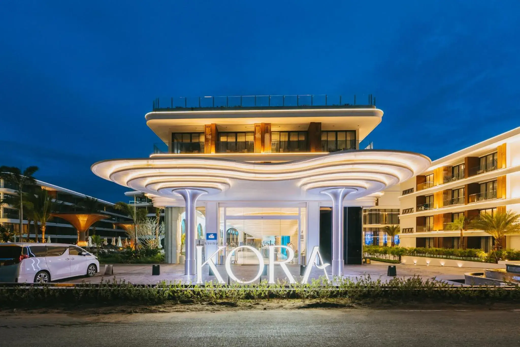 Facade/entrance in Kora Beach Resort Phuket Facade/entrance in Kora Beach Resort Phuket