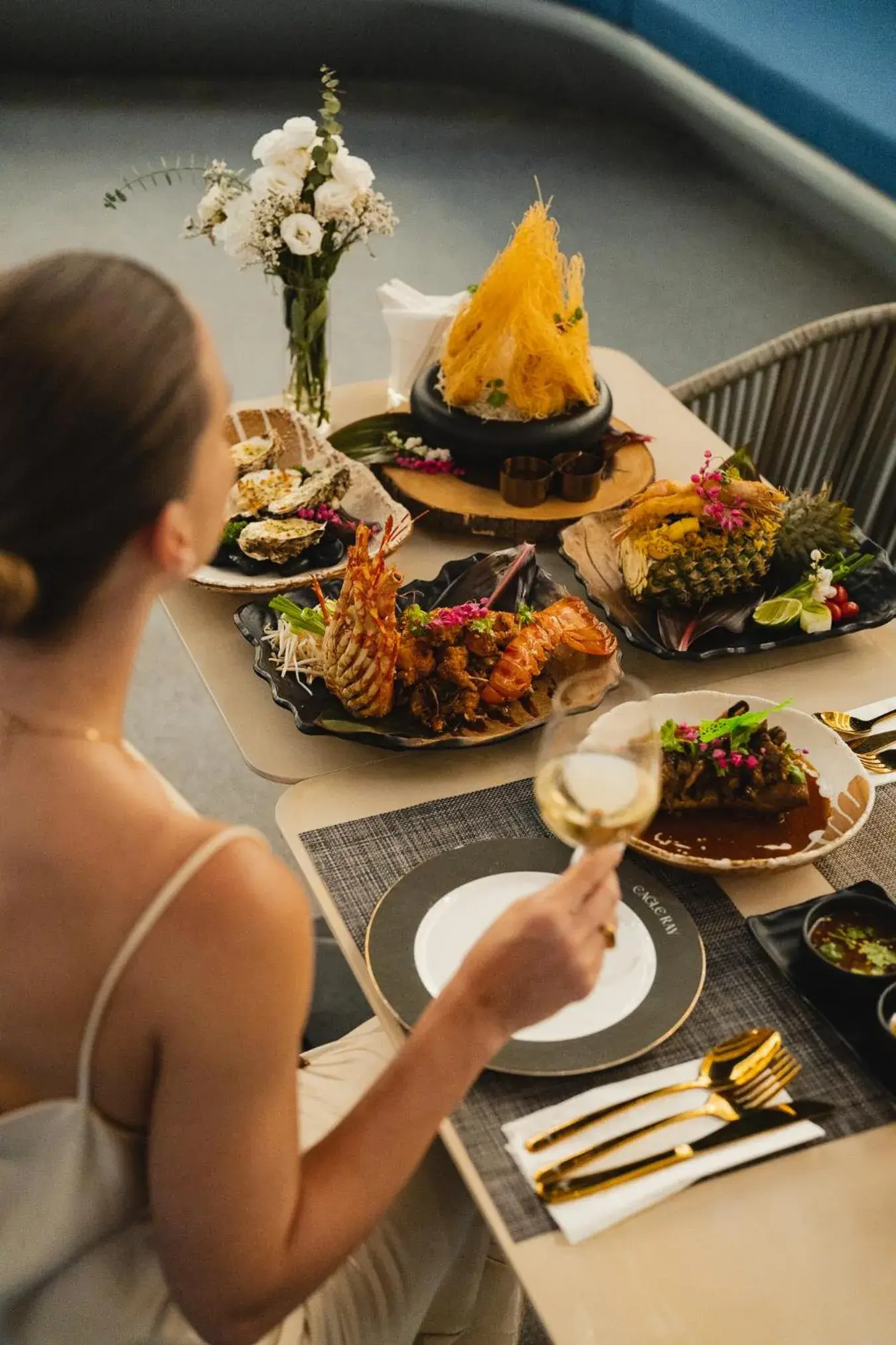 Restaurant/places to eat in Kora Beach Resort Phuket Restaurant/places to eat in Kora Beach Resort Phuket