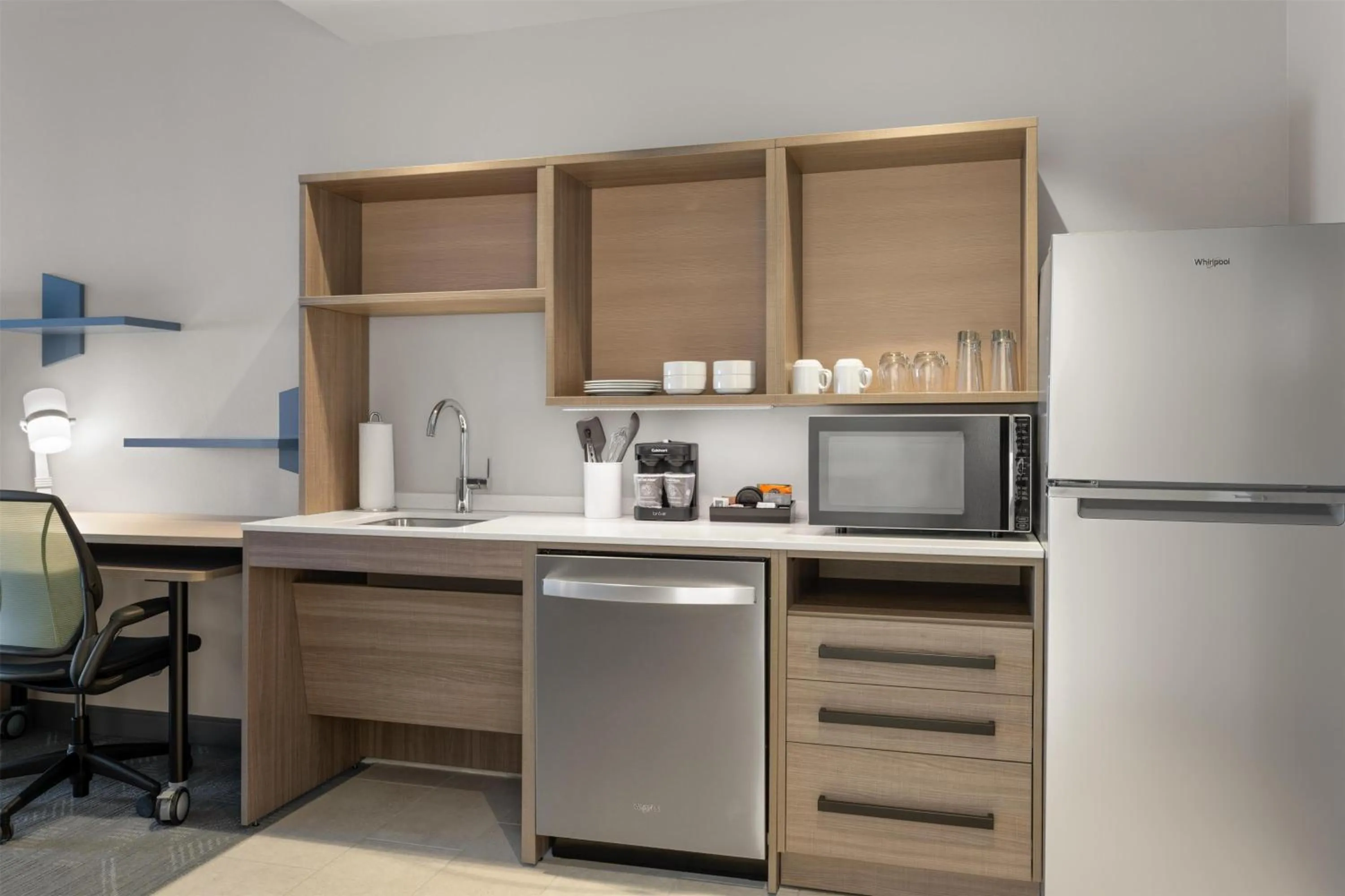 Kitchen or kitchenette in Home2 Suites By Hilton Kearney