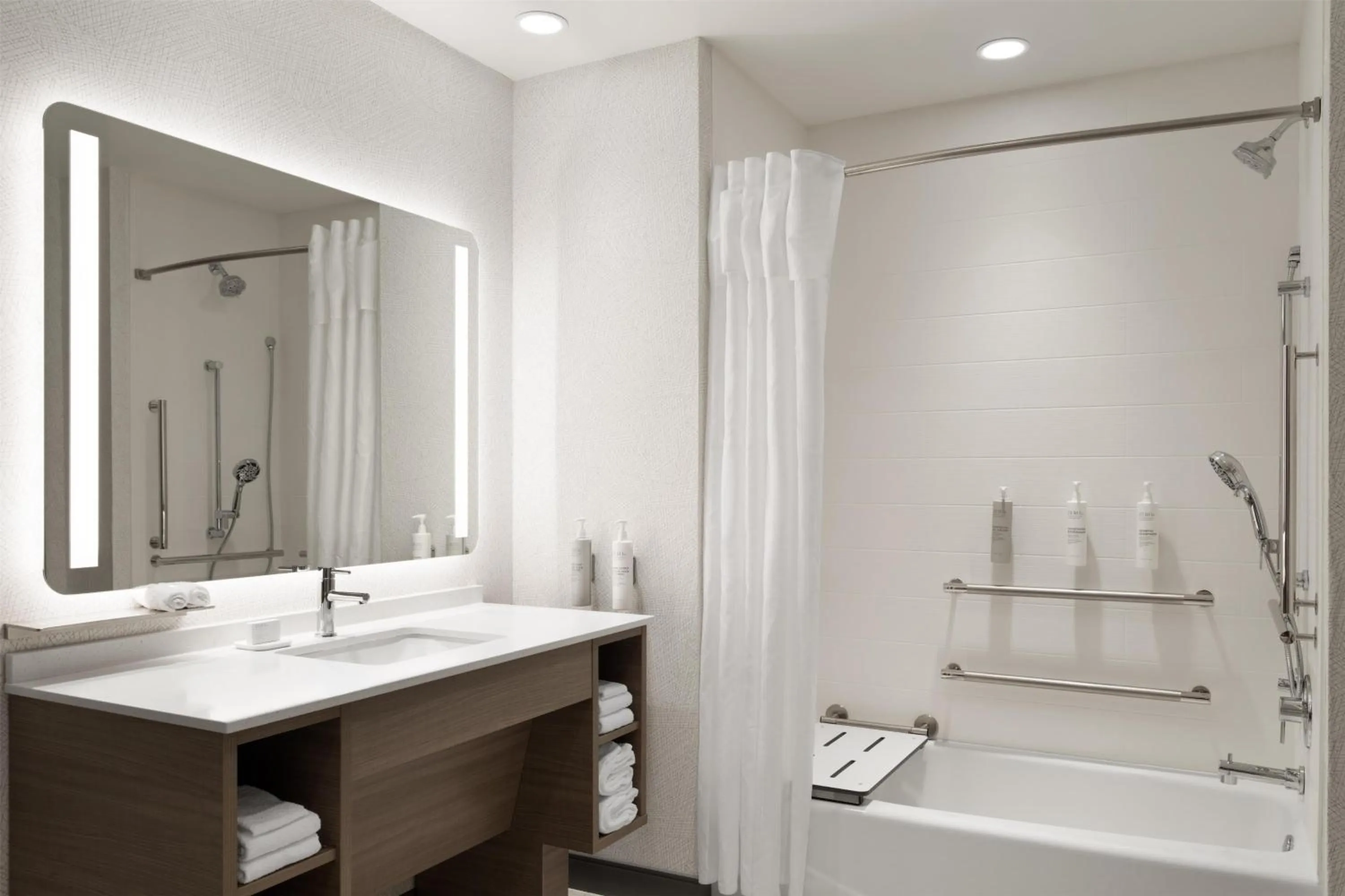 Bathroom in Home2 Suites By Hilton Kearney