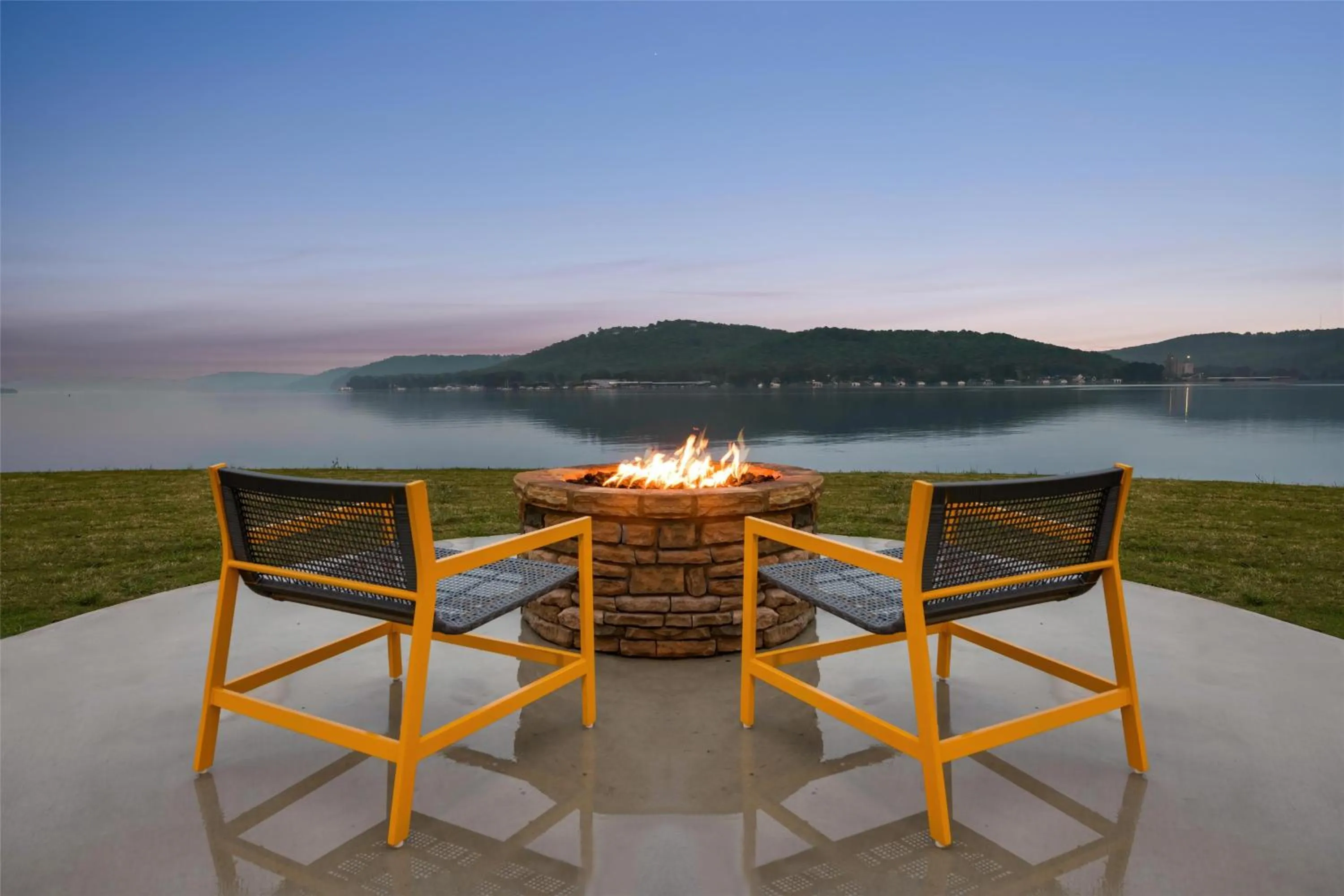 Patio in Home2 Suites By Hilton Guntersville