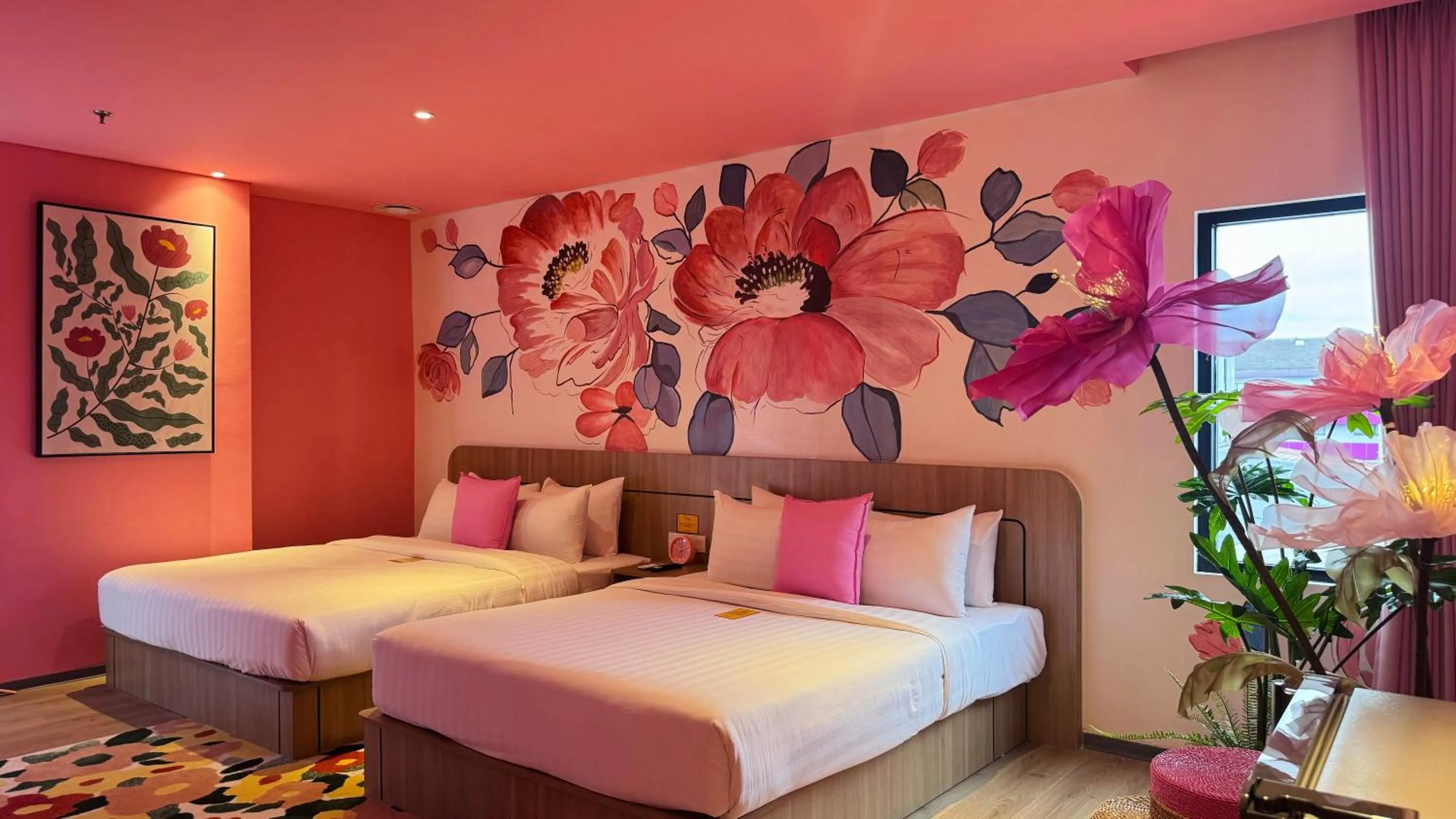 Bedroom, Bed in Yellow Bee Resort Cililitan