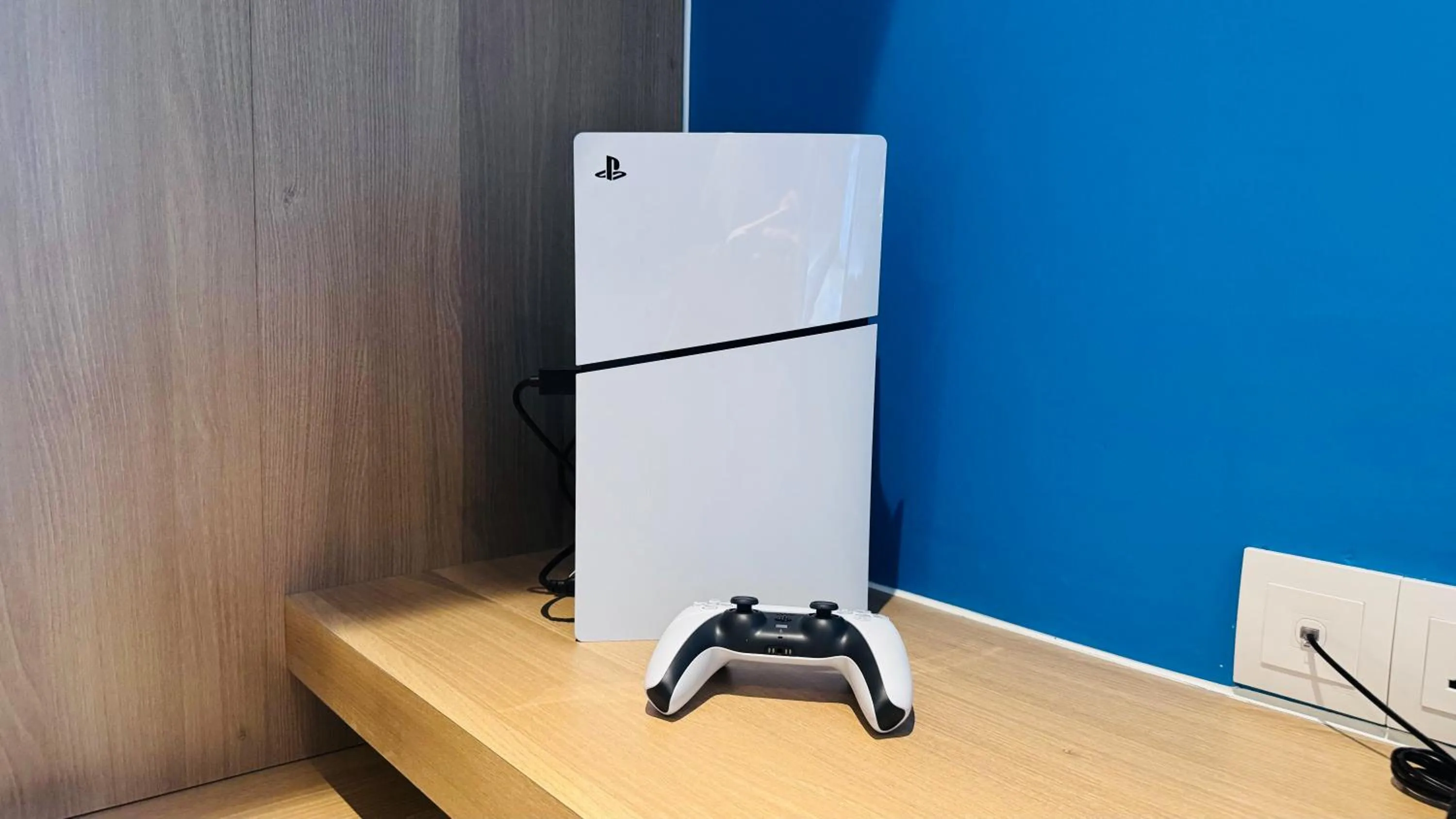 Other in Yellow Bee Resort Cililitan