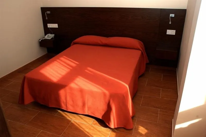 Photo of the whole room, Bed in Hostal Los Coronales