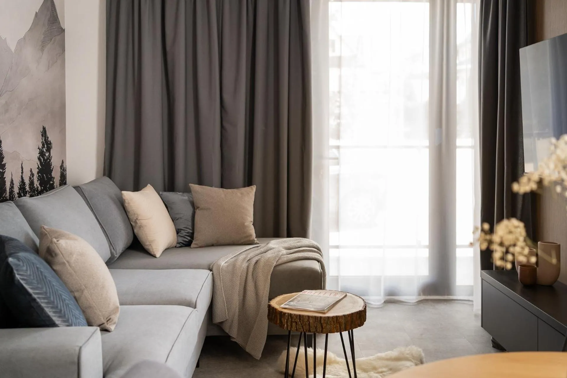 Living room in Cyrhla Apartamenty - sauna, playroom, free parking & wifi