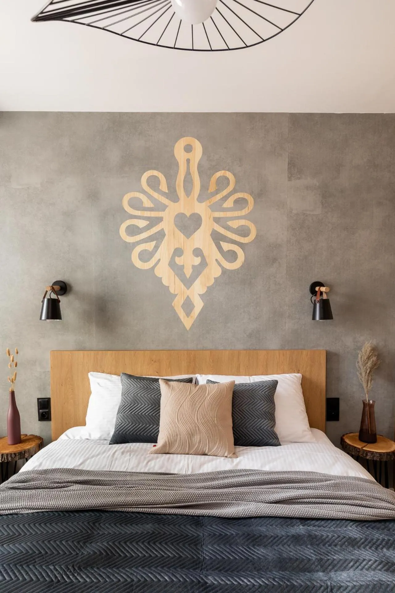 Bed in Cyrhla Apartamenty - sauna, playroom, free parking & wifi