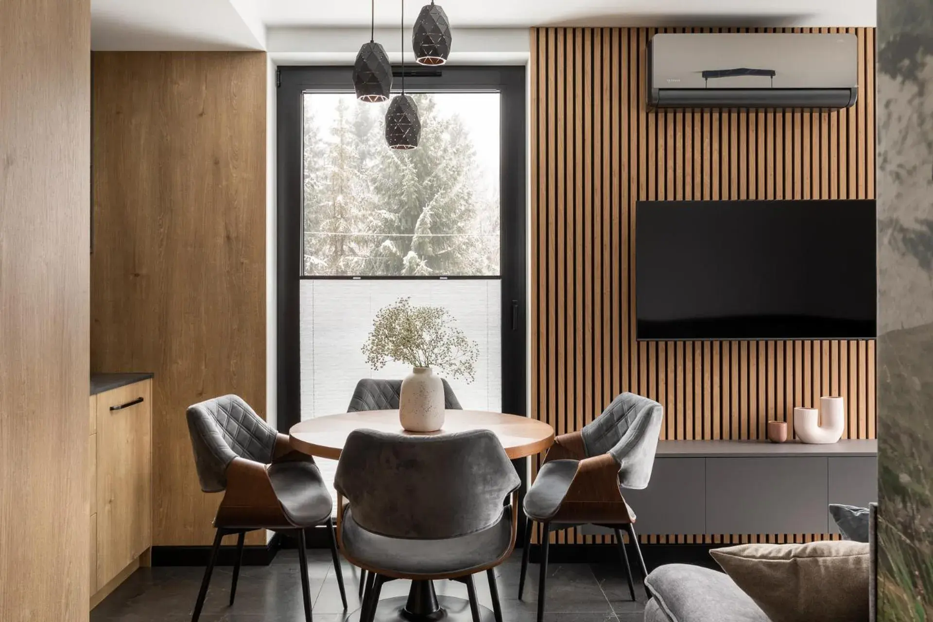 Cyrhla Apartamenty - sauna, playroom, free parking & wifi Cyrhla Apartamenty - sauna, playroom, free parking & wifi