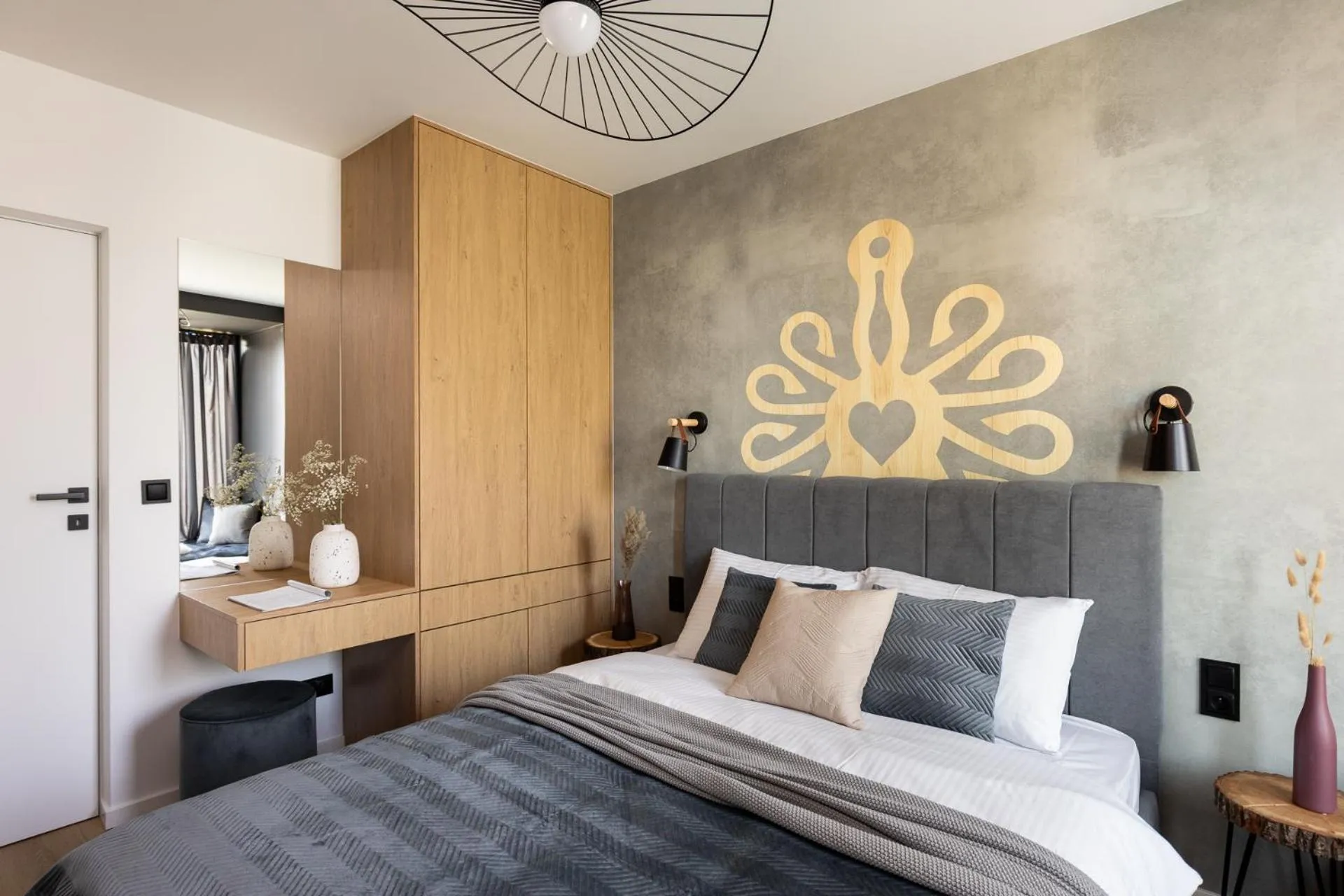 Bed in Cyrhla Apartamenty - sauna, playroom, free parking & wifi