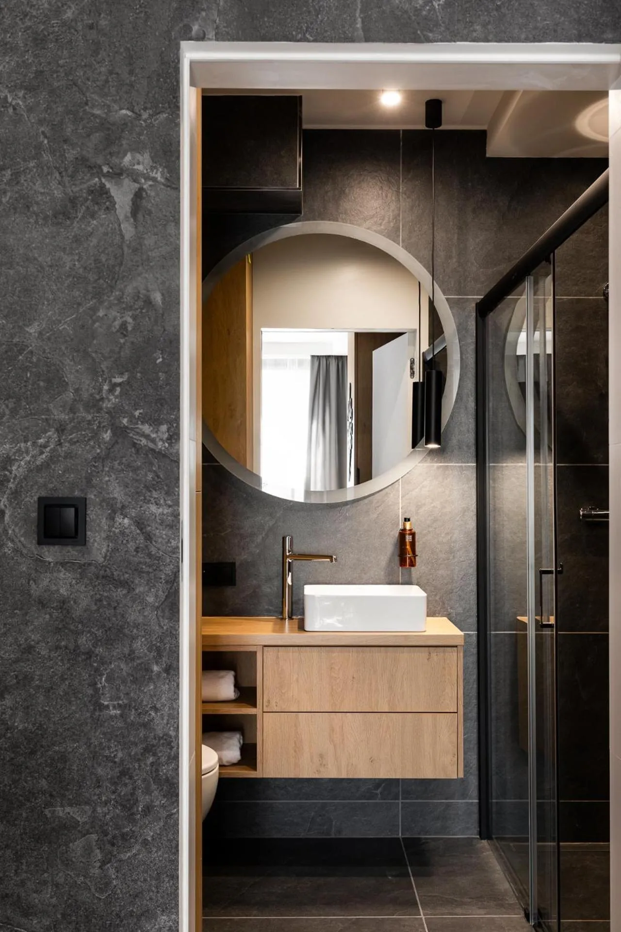 Shower in Cyrhla Apartamenty - sauna, playroom, free parking & wifi