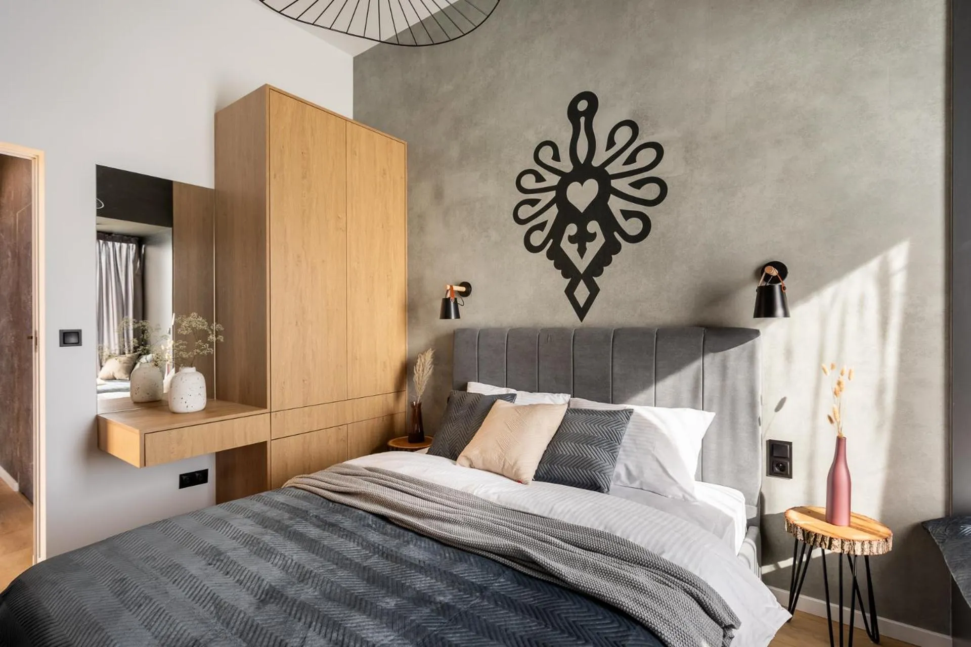 Bed in Cyrhla Apartamenty - sauna, playroom, free parking & wifi