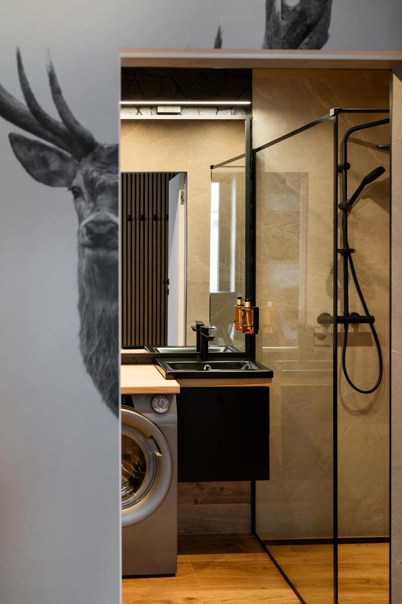 Bathroom in Cyrhla Apartamenty - sauna, playroom, free parking & wifi