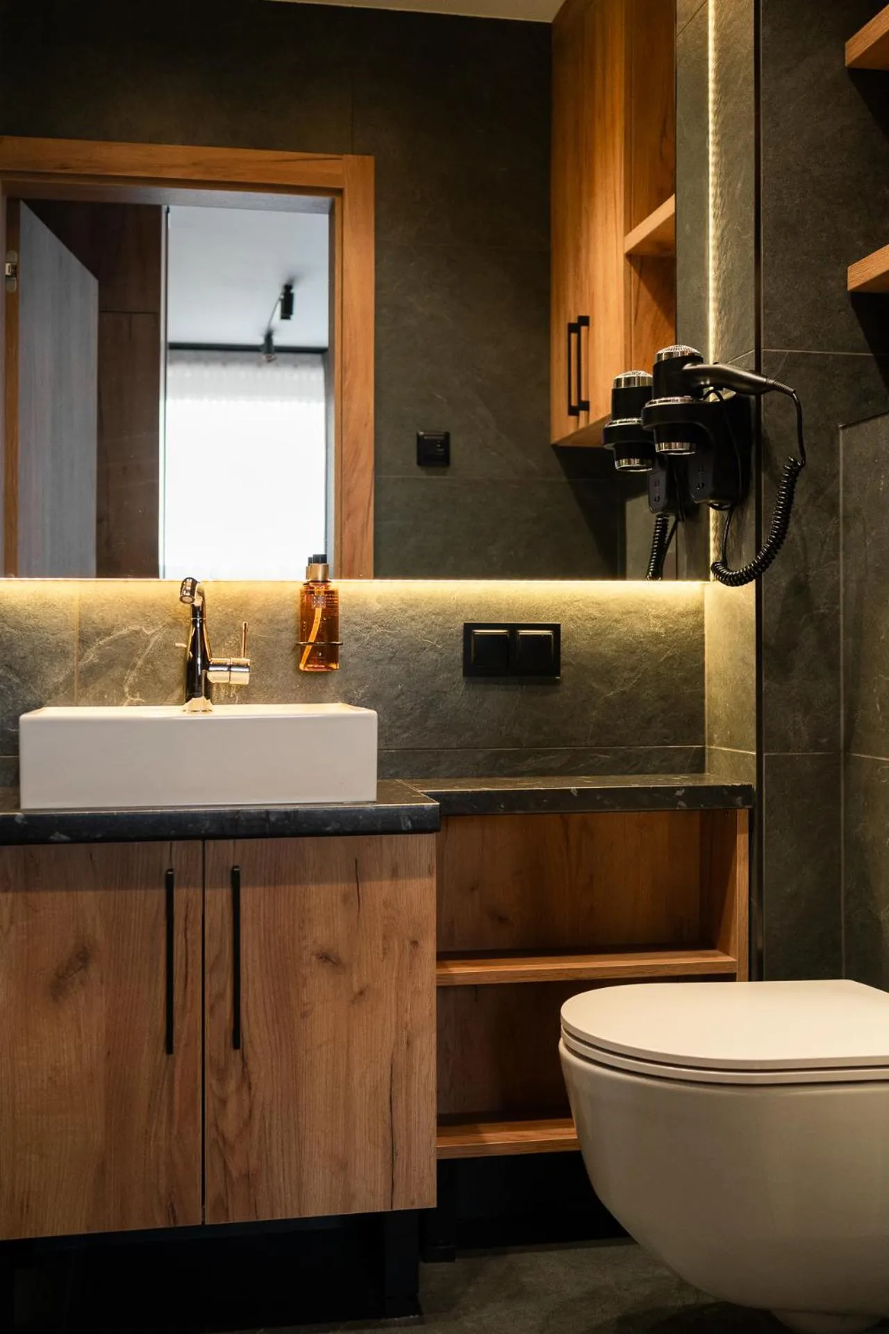 Bathroom in Cyrhla Apartamenty - sauna, playroom, free parking & wifi
