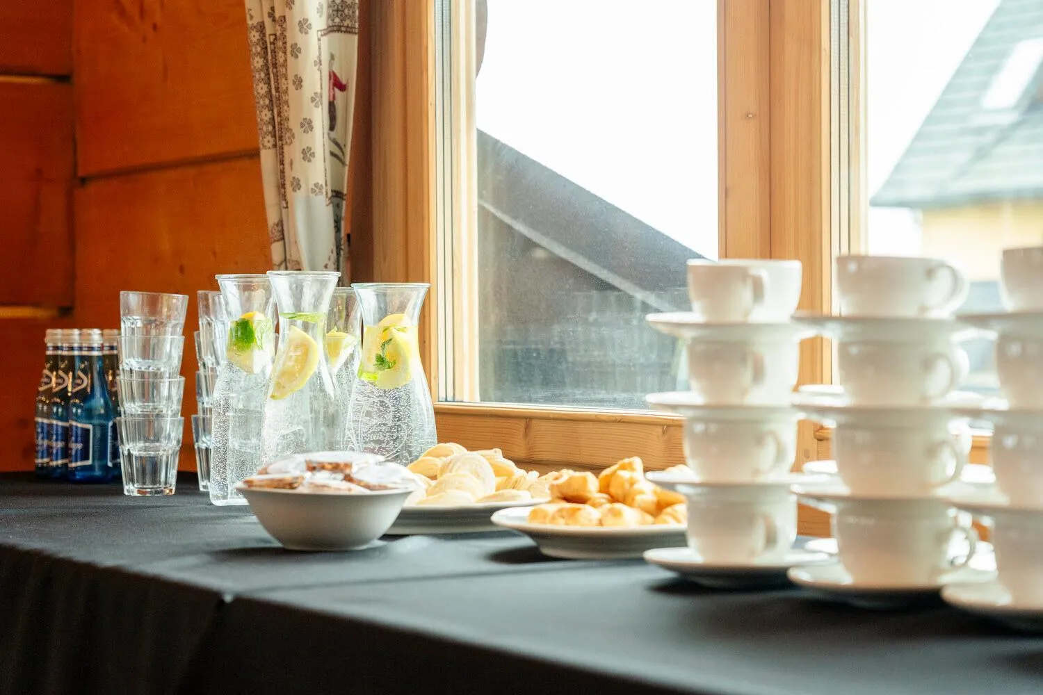 Meeting/conference room in Cyrhla Apartamenty - sauna, playroom, free parking & wifi