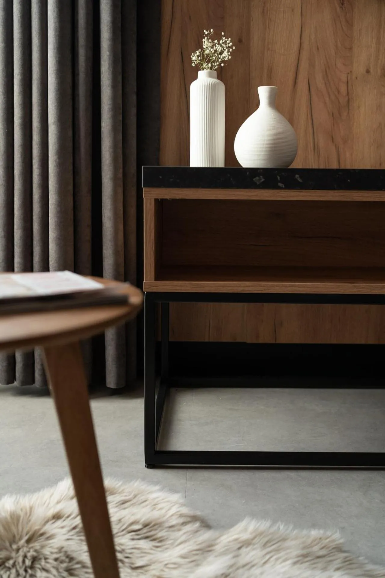 Decorative detail in Cyrhla Apartamenty - sauna, playroom, free parking & wifi