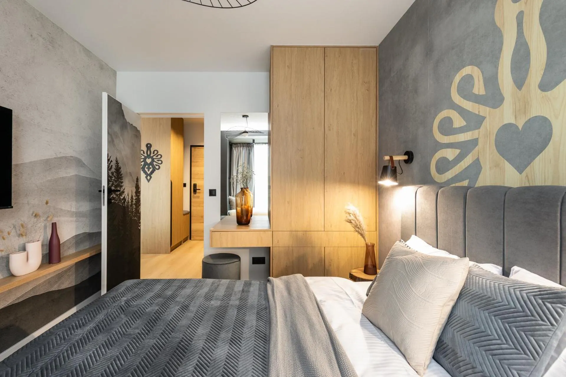 Bed in Cyrhla Apartamenty - sauna, playroom, free parking & wifi