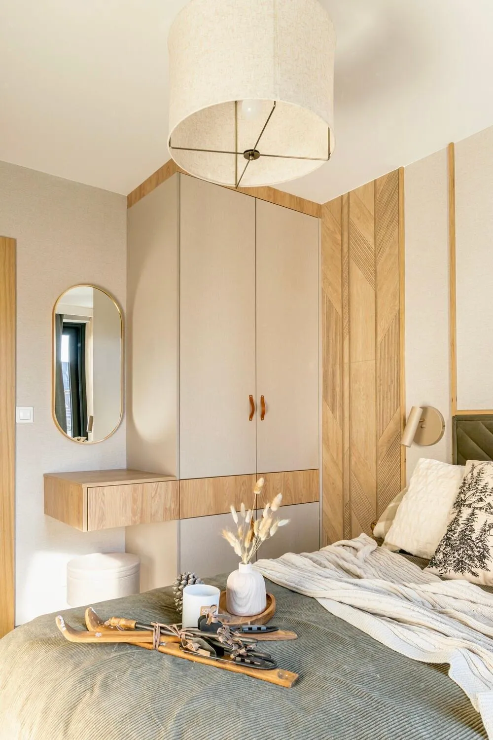 Bed in Cyrhla Apartamenty - sauna, playroom, free parking & wifi