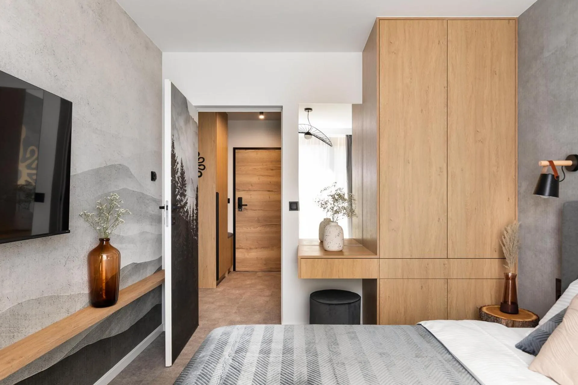 Bed in Cyrhla Apartamenty - sauna, playroom, free parking & wifi