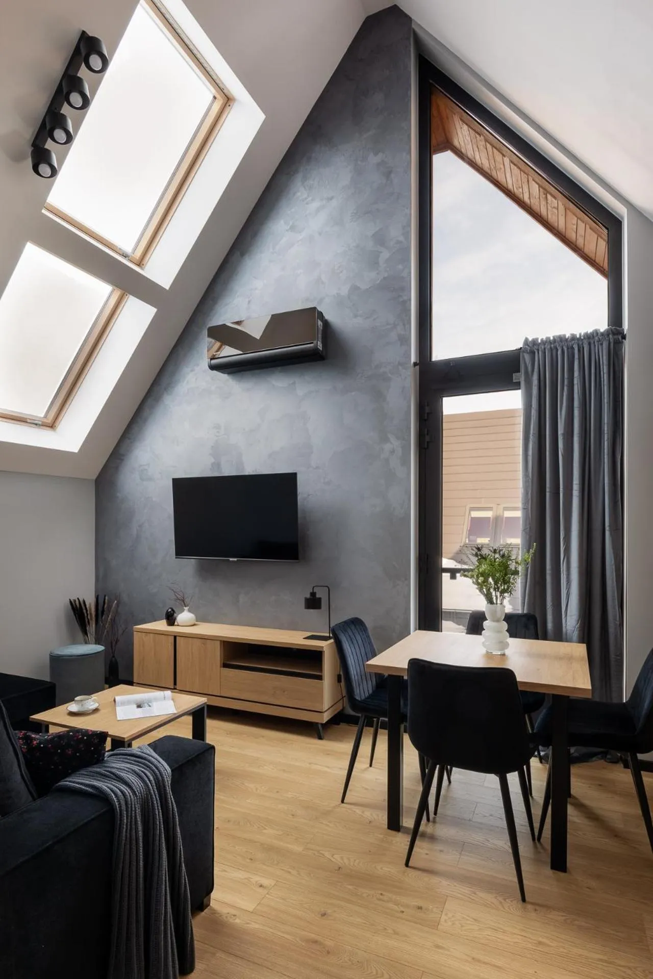 TV and multimedia in Cyrhla Apartamenty - sauna, playroom, free parking & wifi