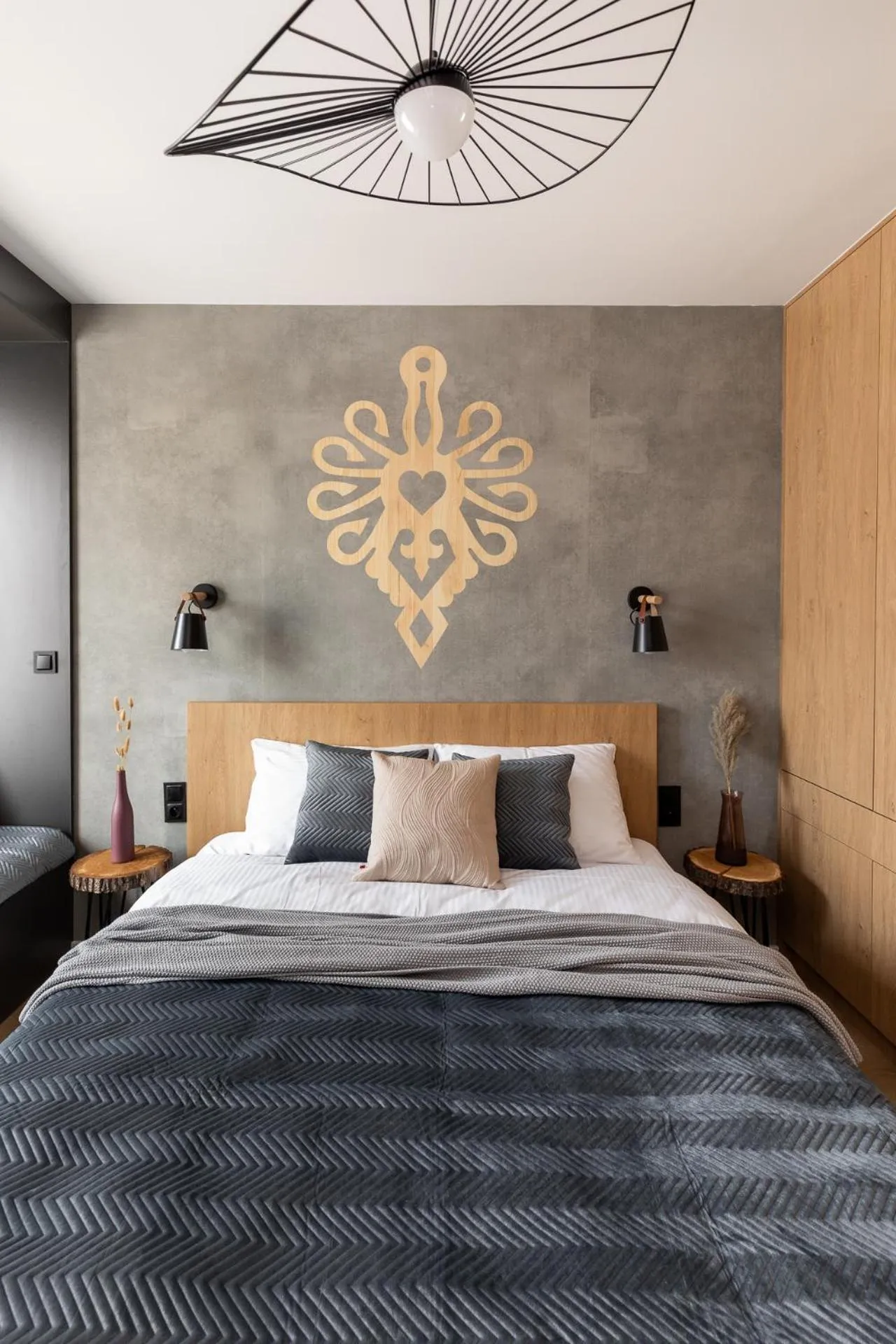 Bed in Cyrhla Apartamenty - sauna, playroom, free parking & wifi