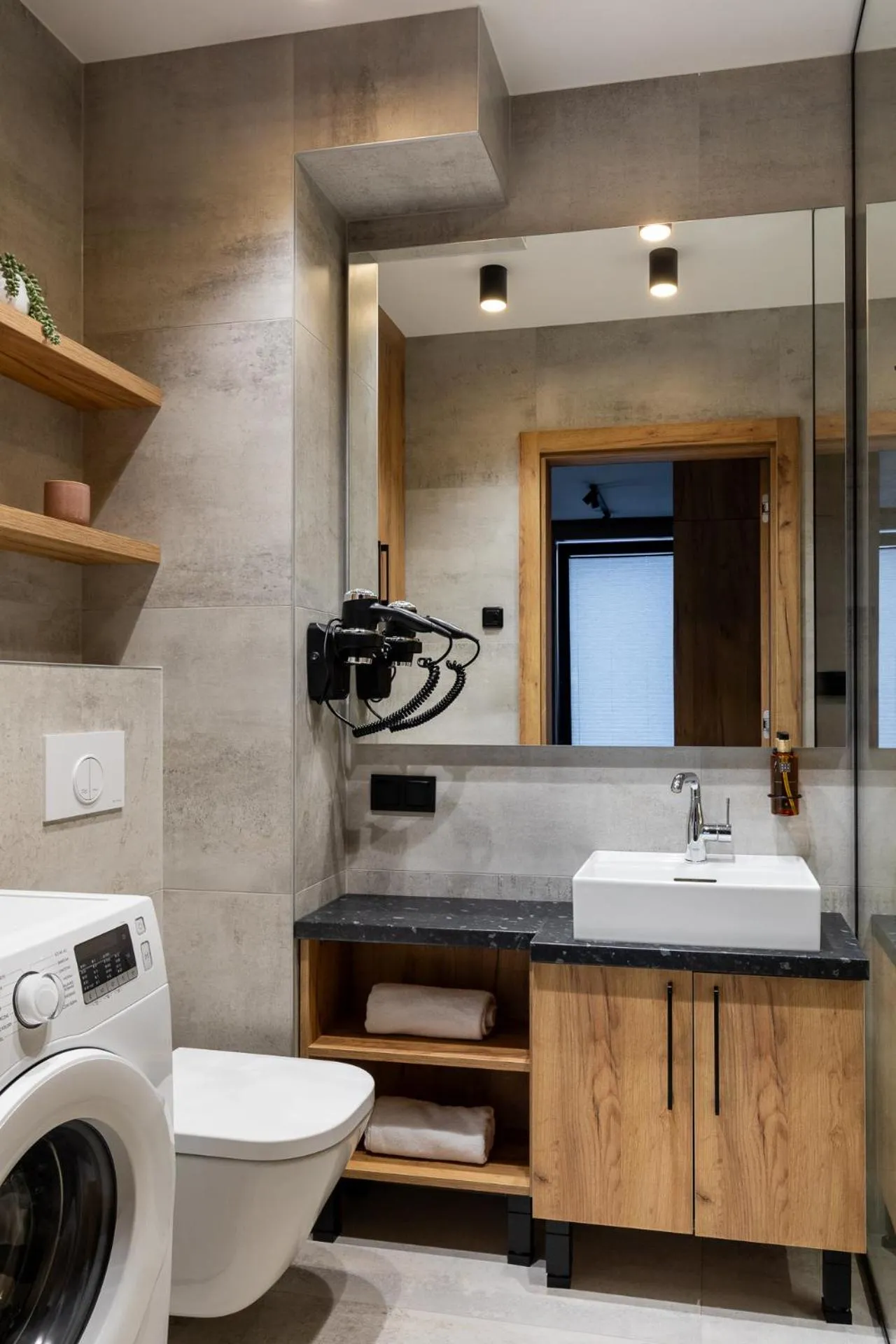 Bathroom in Cyrhla Apartamenty - sauna, playroom, free parking & wifi