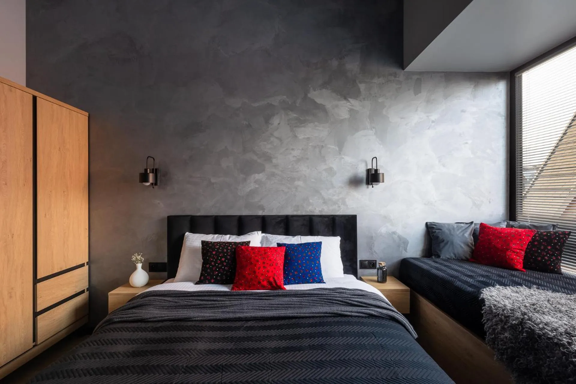 Bed in Cyrhla Apartamenty - sauna, playroom, free parking & wifi