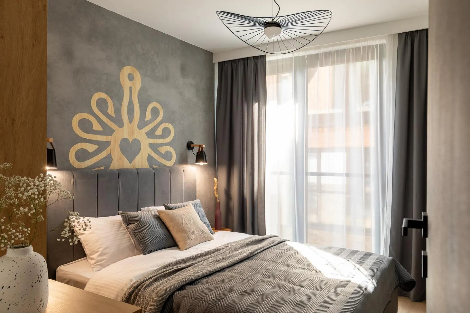 Bed in Cyrhla Apartamenty - sauna, playroom, free parking & wifi