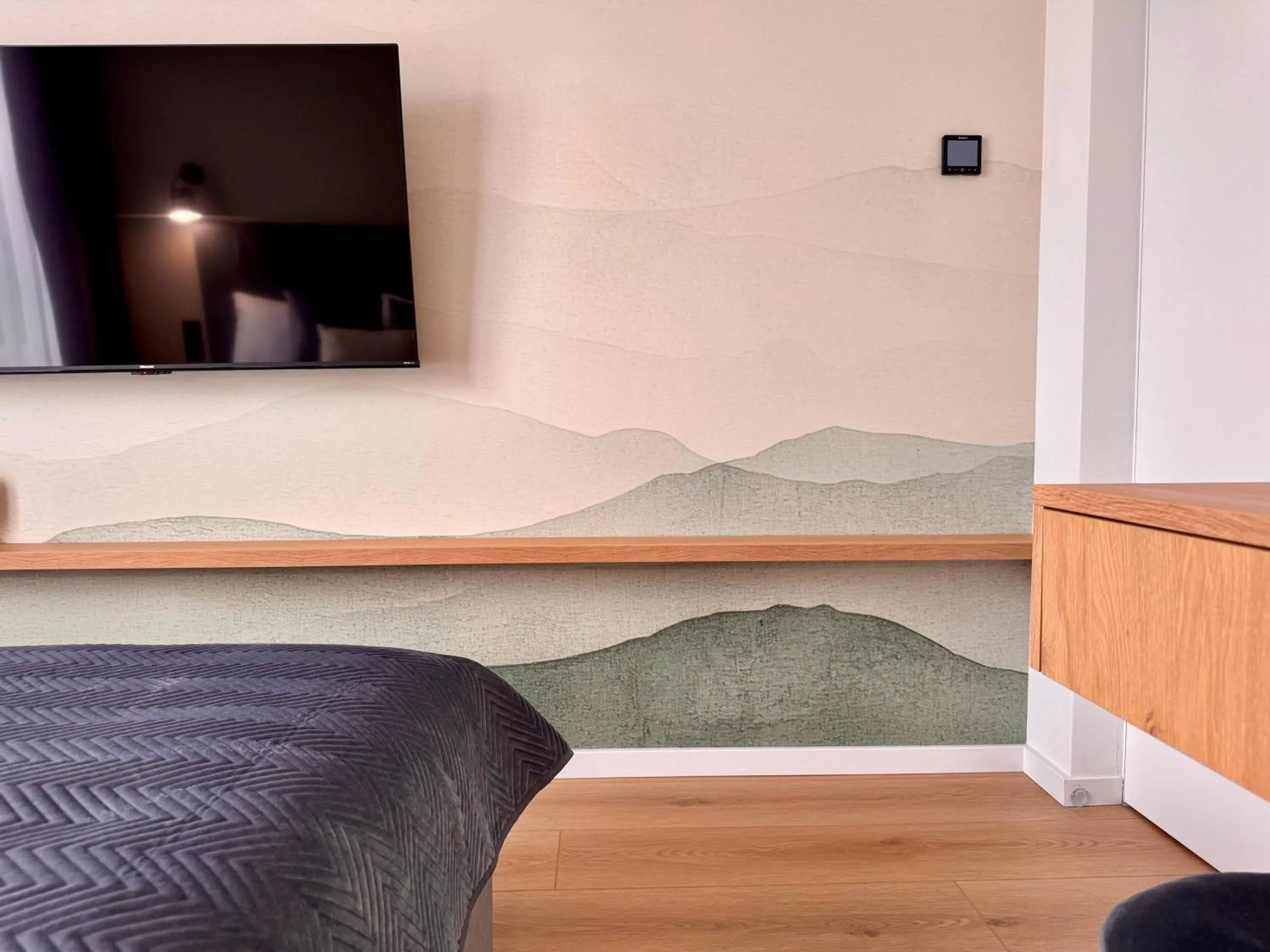 TV and multimedia in Cyrhla Apartamenty - sauna, playroom, free parking & wifi