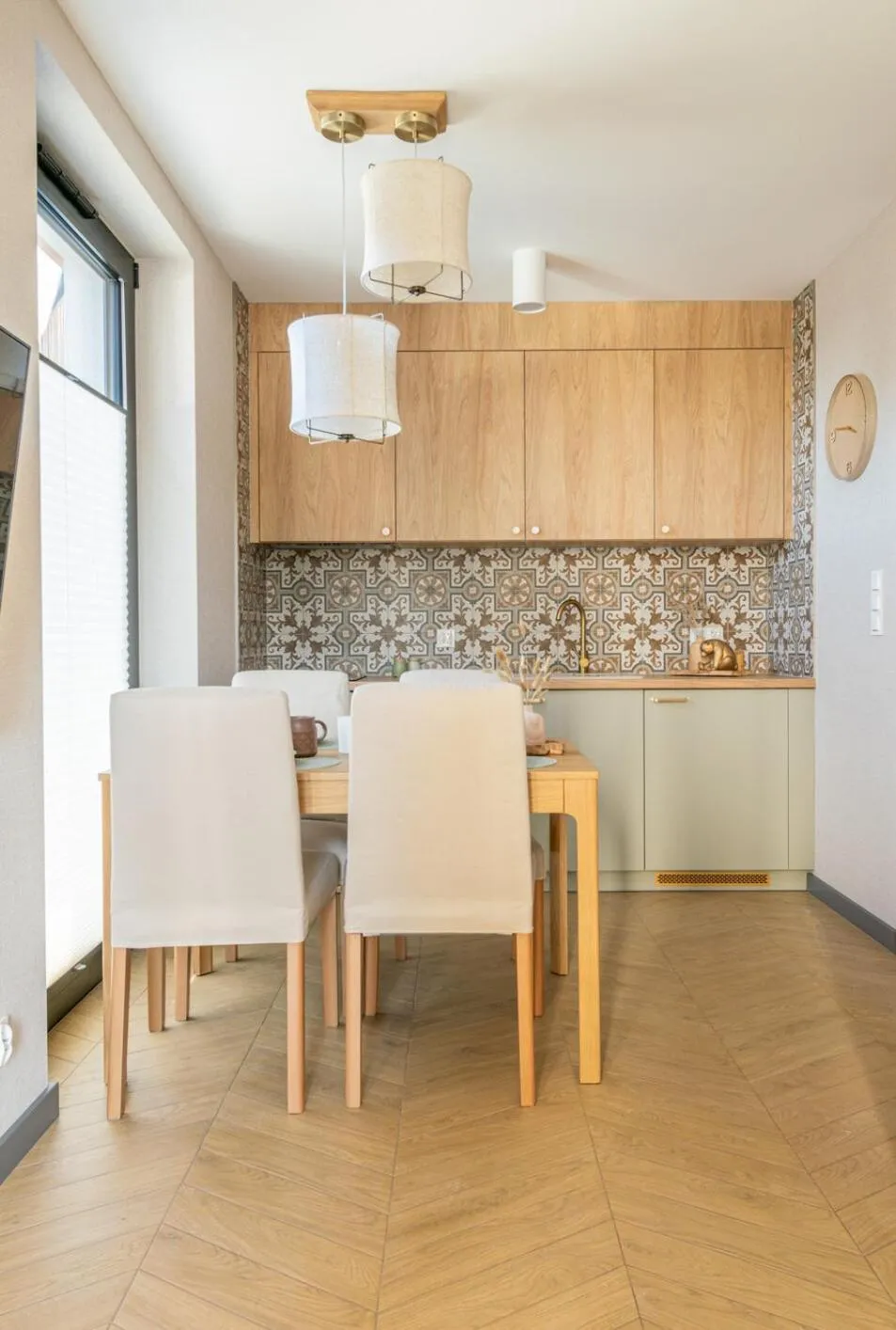 Kitchen or kitchenette in Cyrhla Apartamenty - sauna, playroom, free parking & wifi