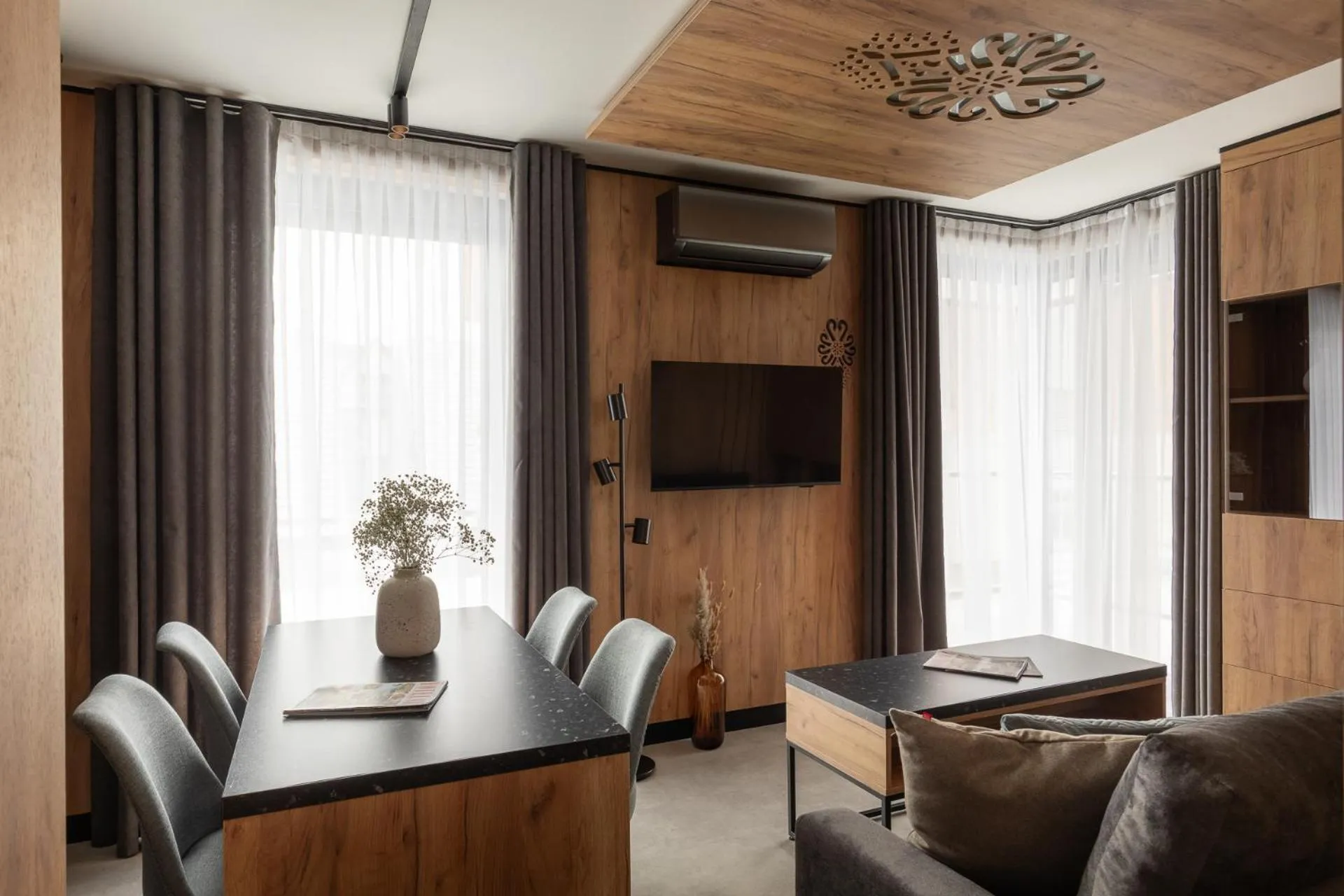 TV and multimedia in Cyrhla Apartamenty - sauna, playroom, free parking & wifi
