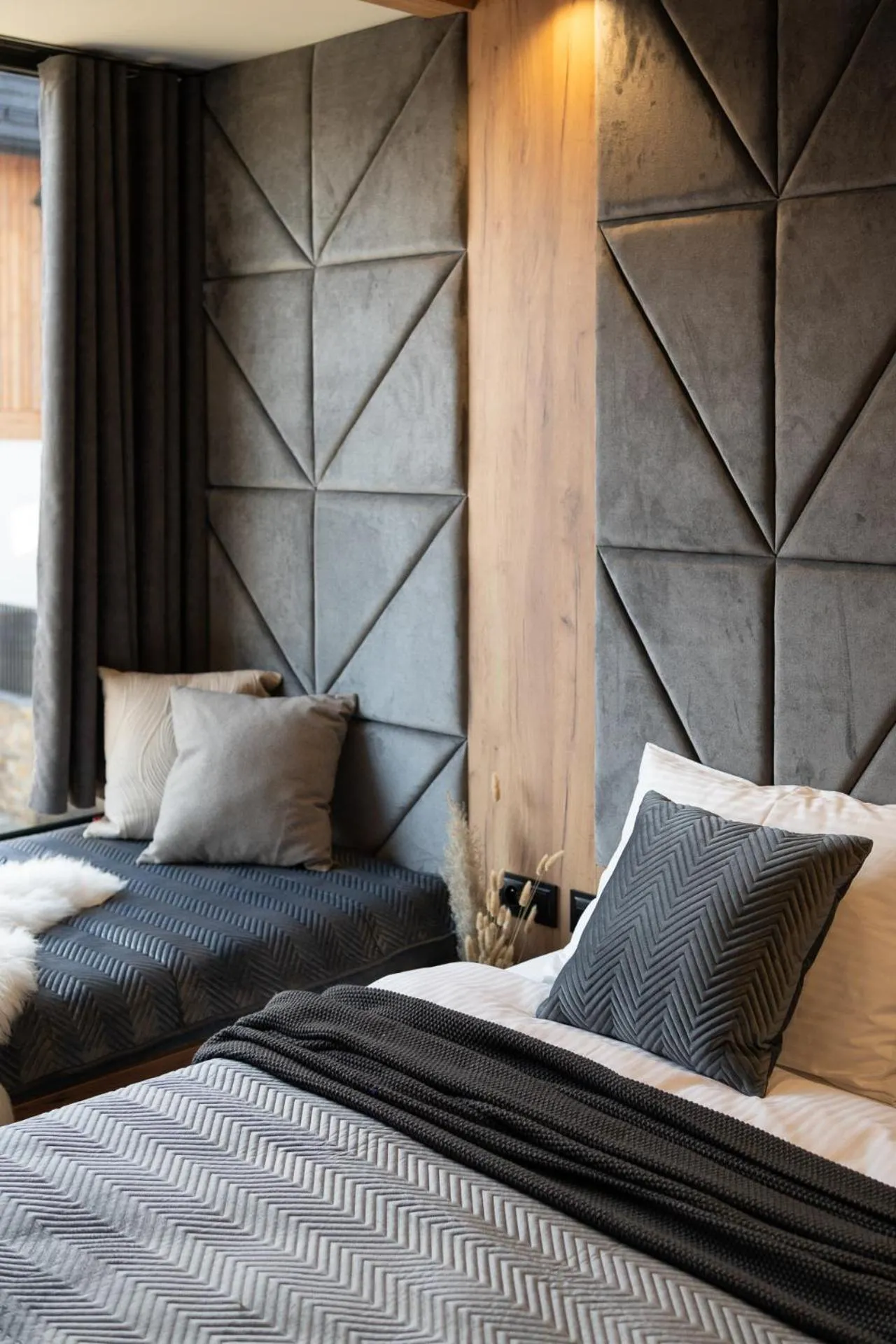 Bed in Cyrhla Apartamenty - sauna, playroom, free parking & wifi