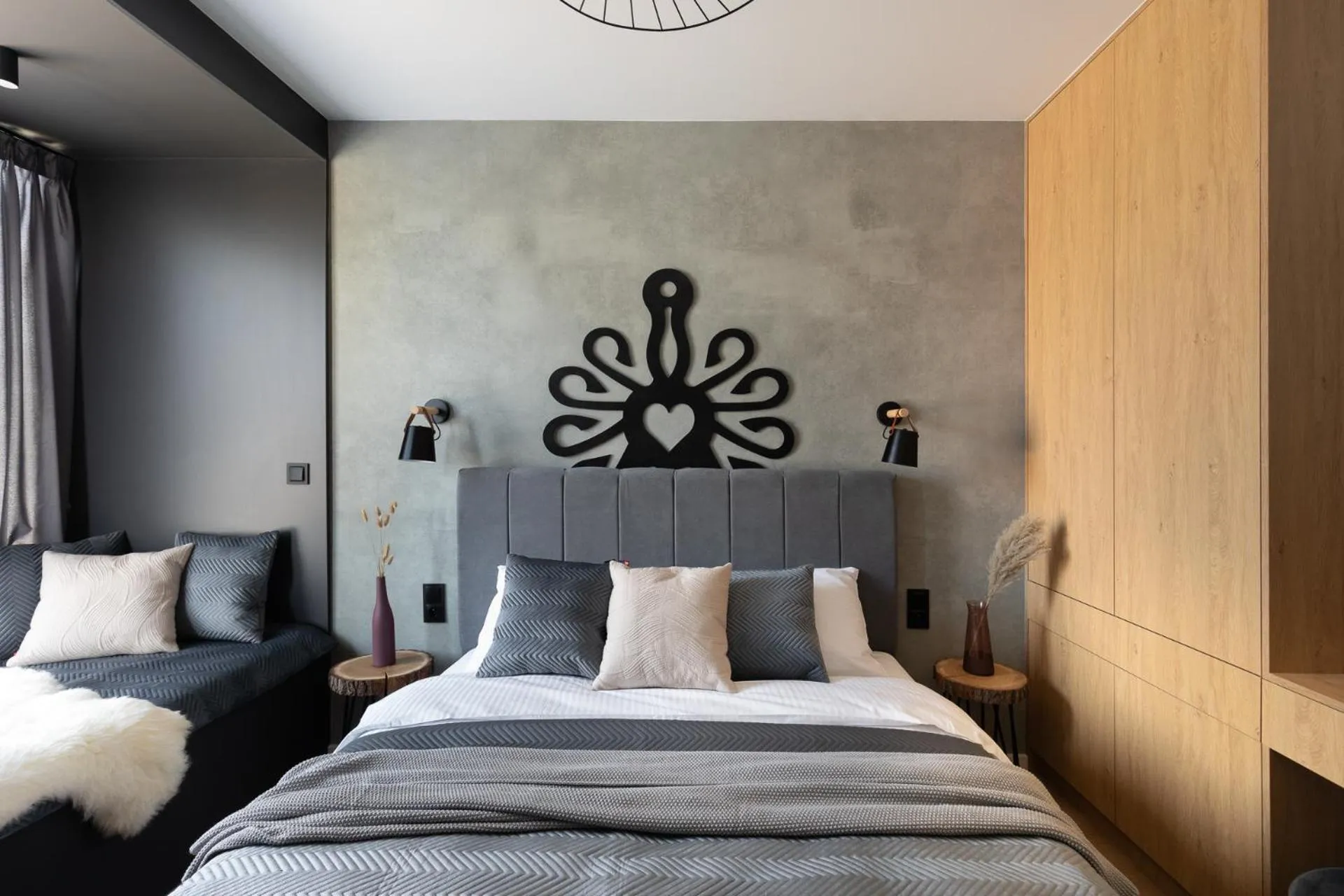 Bed in Cyrhla Apartamenty - sauna, playroom, free parking & wifi