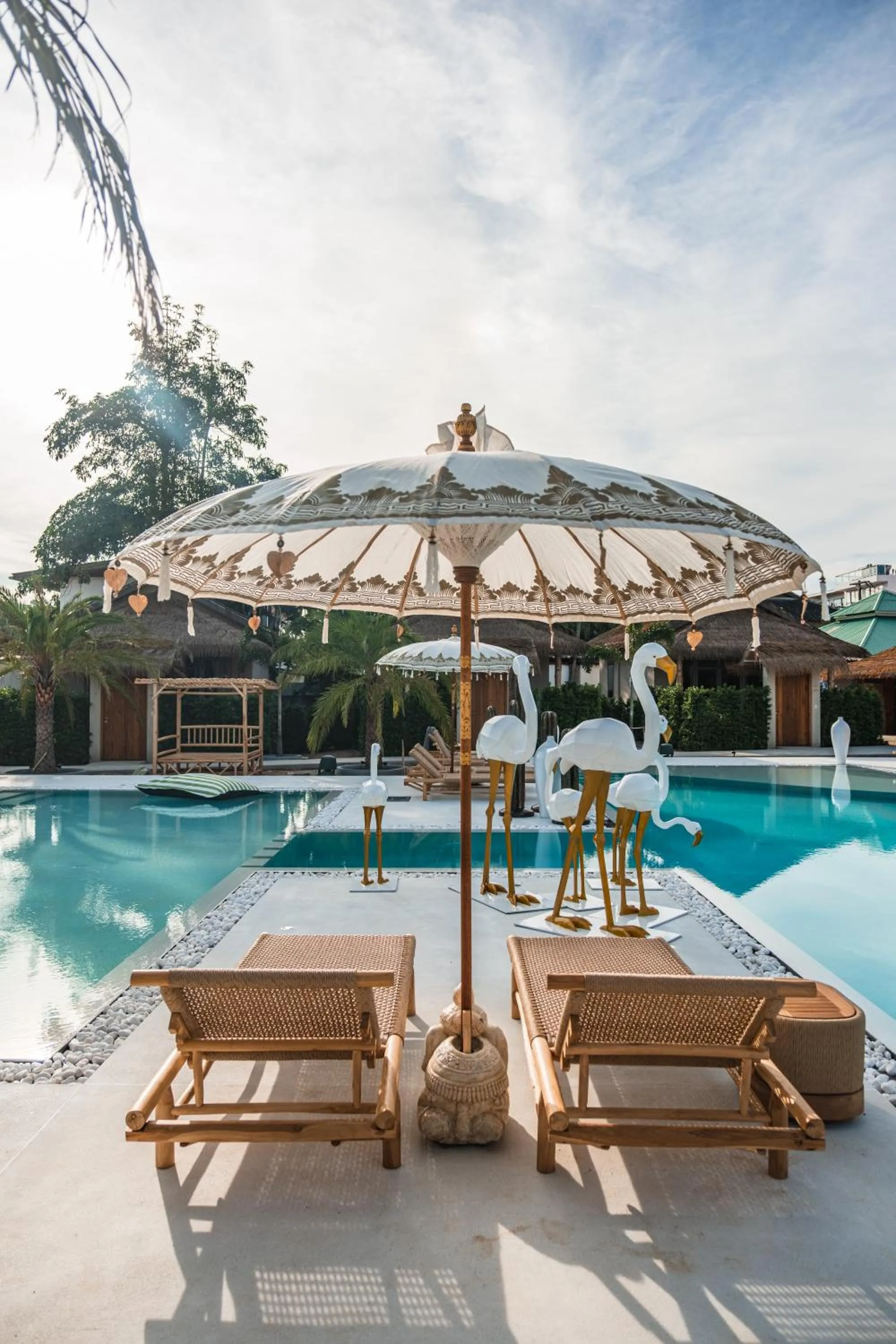 Swimming pool in The Deck Cottages Samui