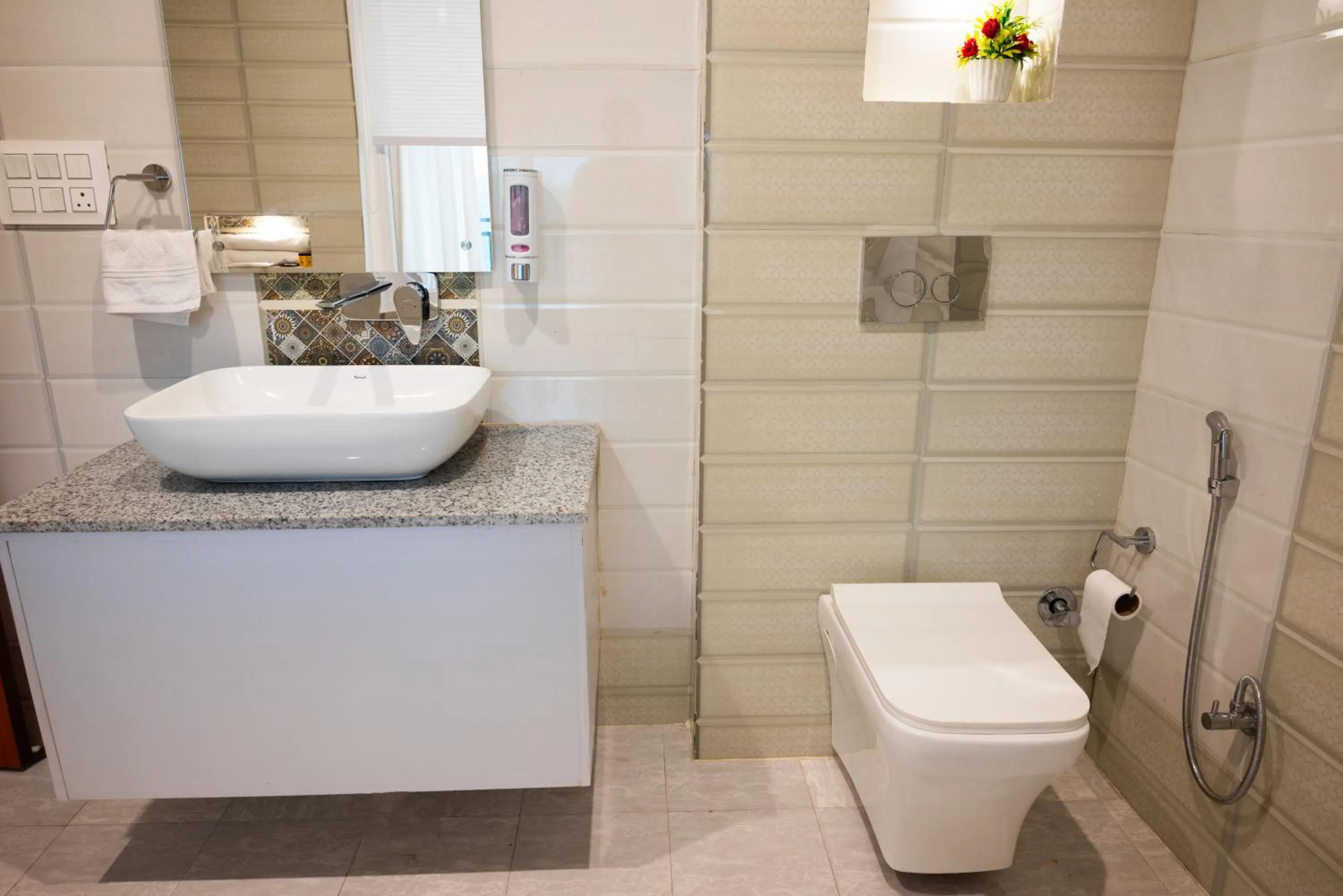 Hotel Sagar Residency - Best Mountain View Hotel in Palampur