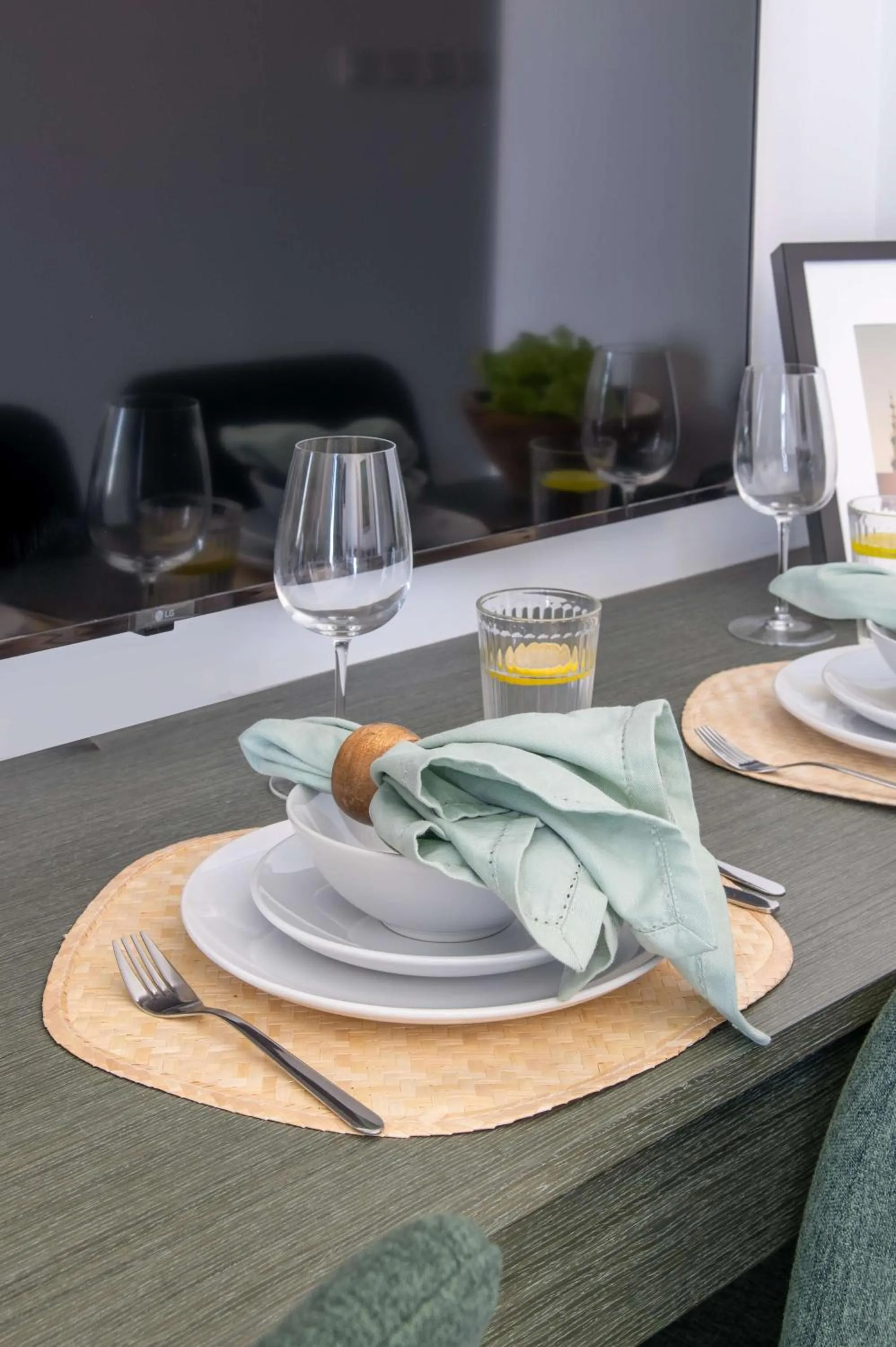 Frank Porter - Bella Rose