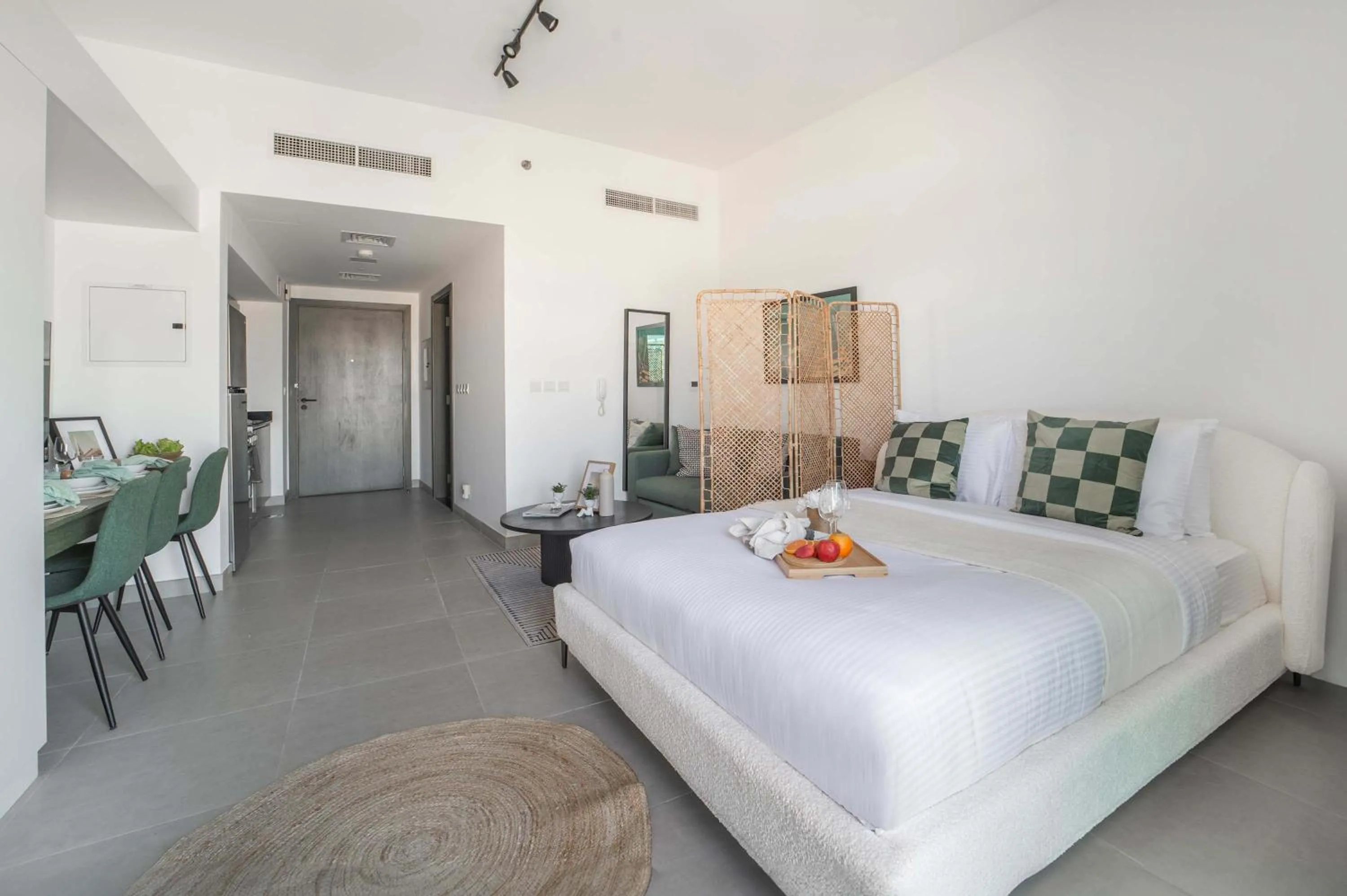 Bed in Frank Porter - Bella Rose