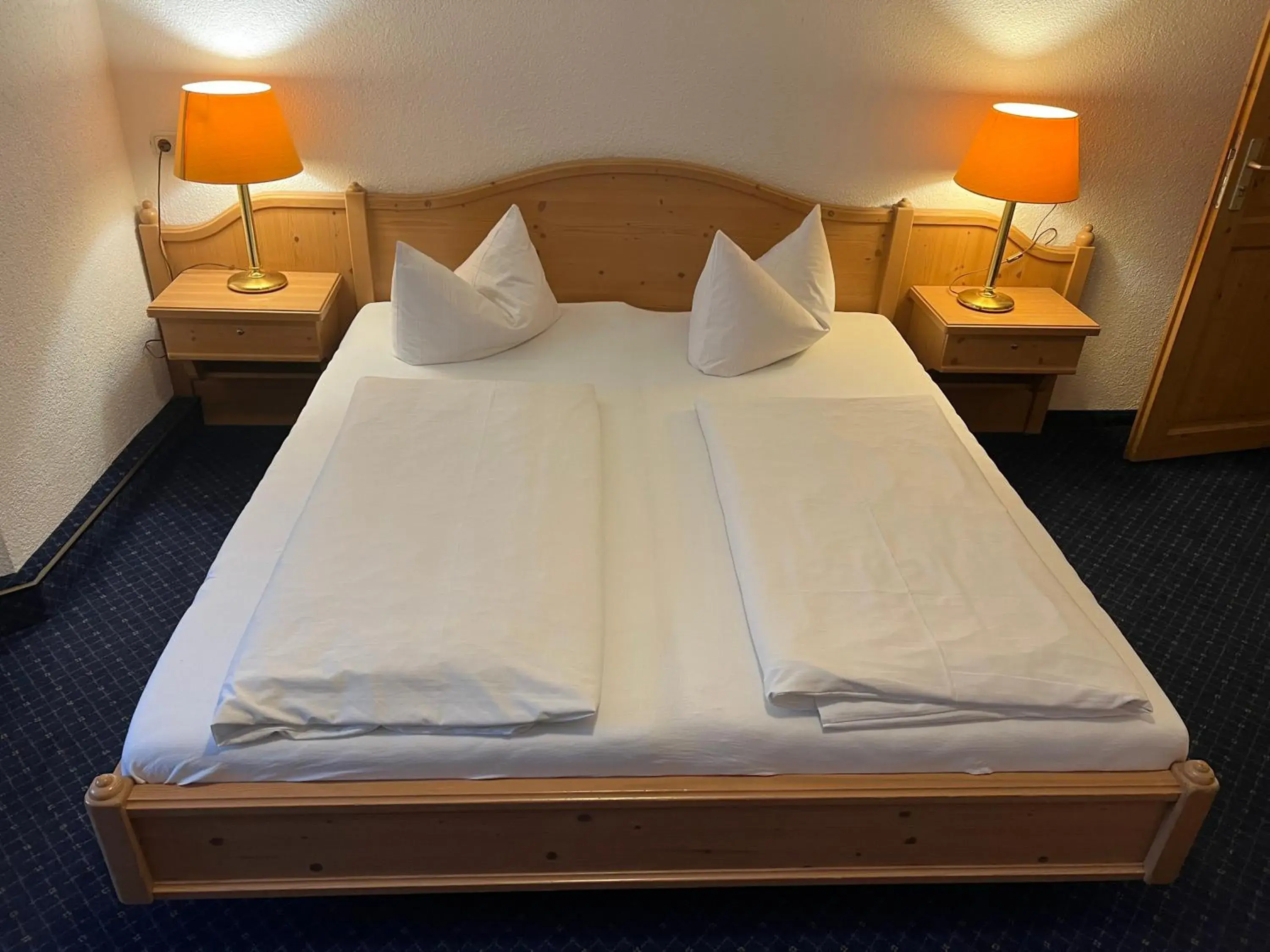 Double Room with Private Bathroom - single occupancy in Gasthaus zur Post Double Room with Private Bathroom - single occupancy in Gasthaus zur Post
