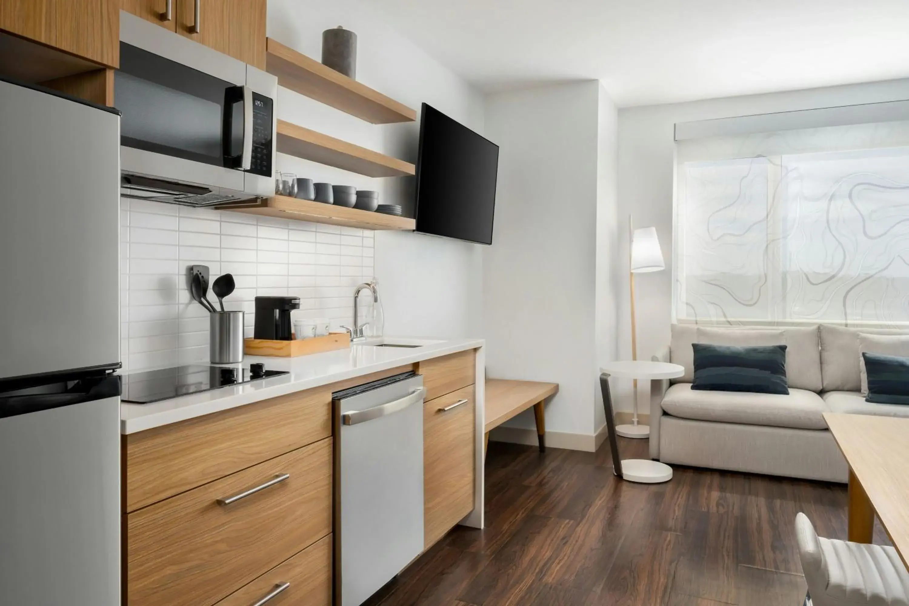 Studio with Two Queen Beds and Non-Private Sofa Bed in Element Savannah Midtown Studio with Two Queen Beds and Non-Private Sofa Bed in Element Savannah Midtown