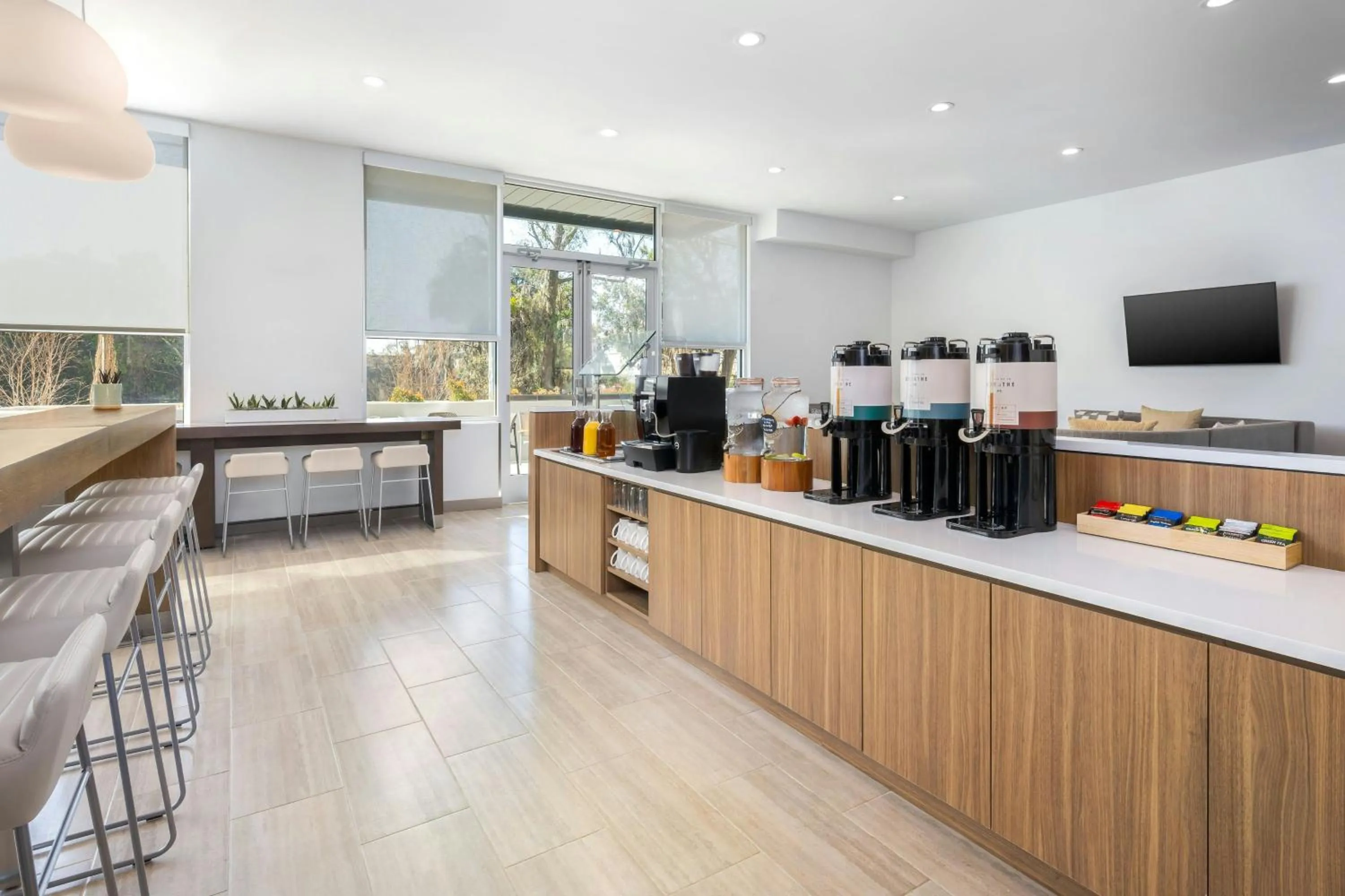 Breakfast in Element Savannah Midtown