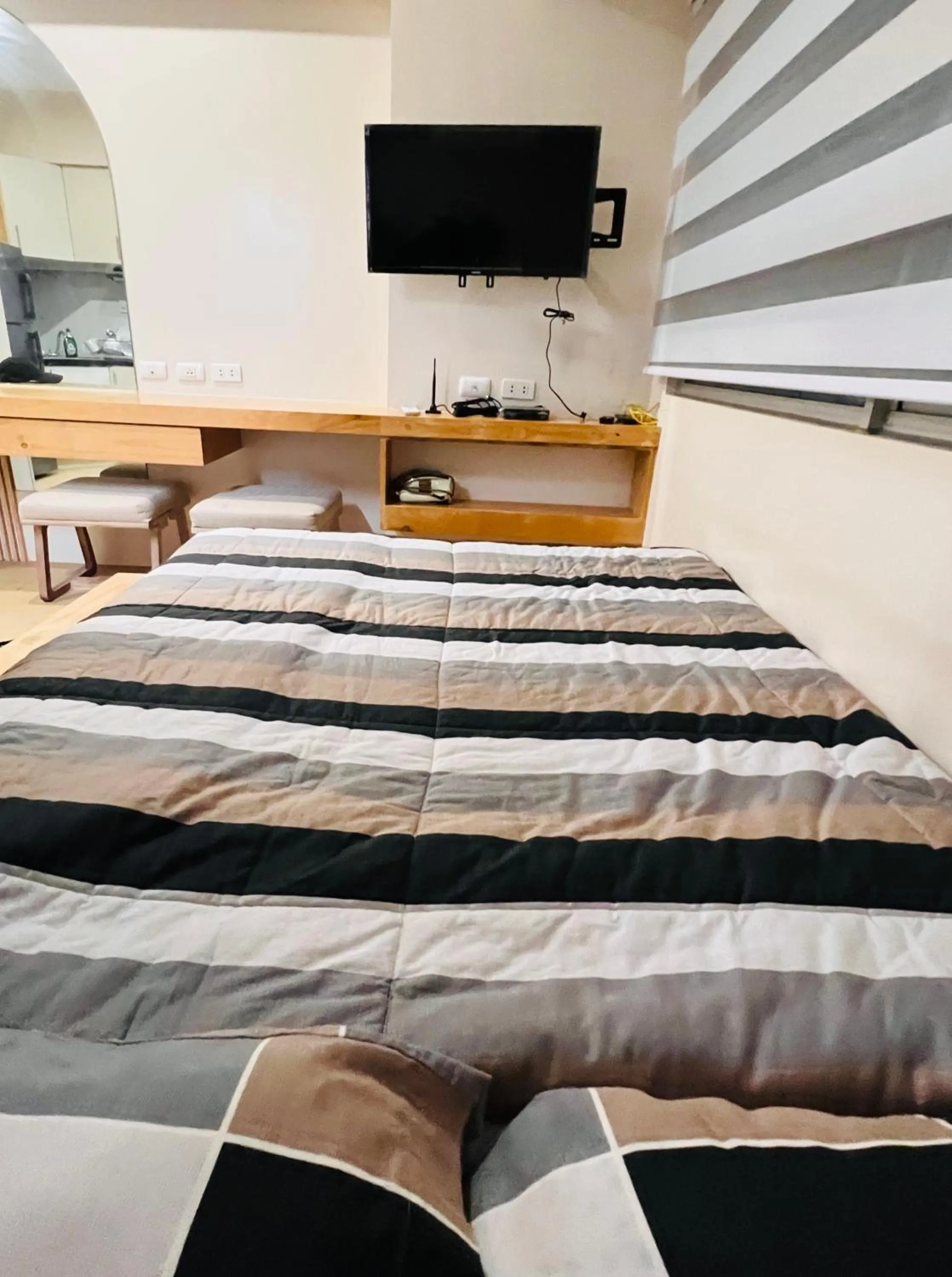 Bed in Avida Towers Atria