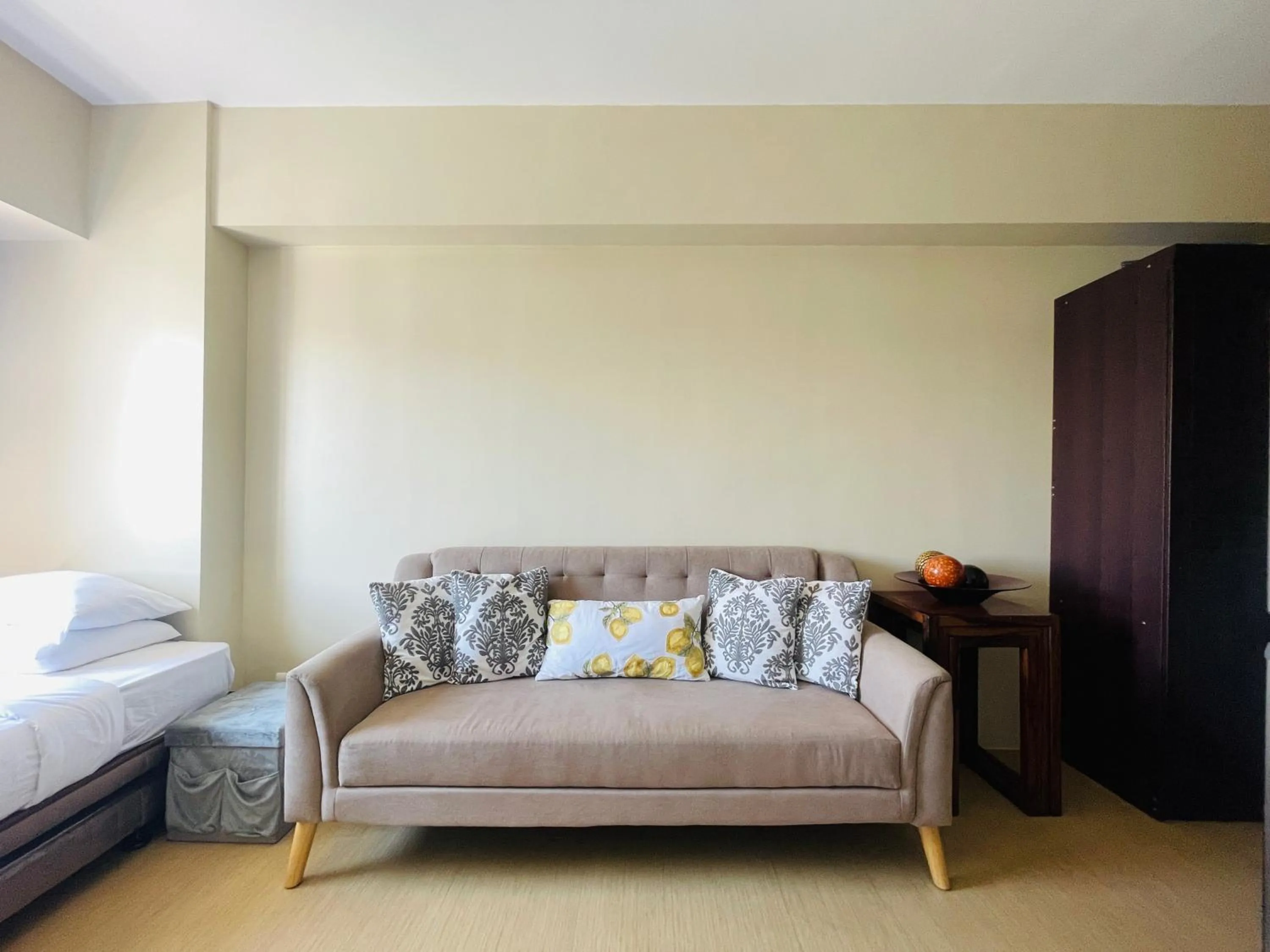 Seating area, Bed in Avida Towers Atria