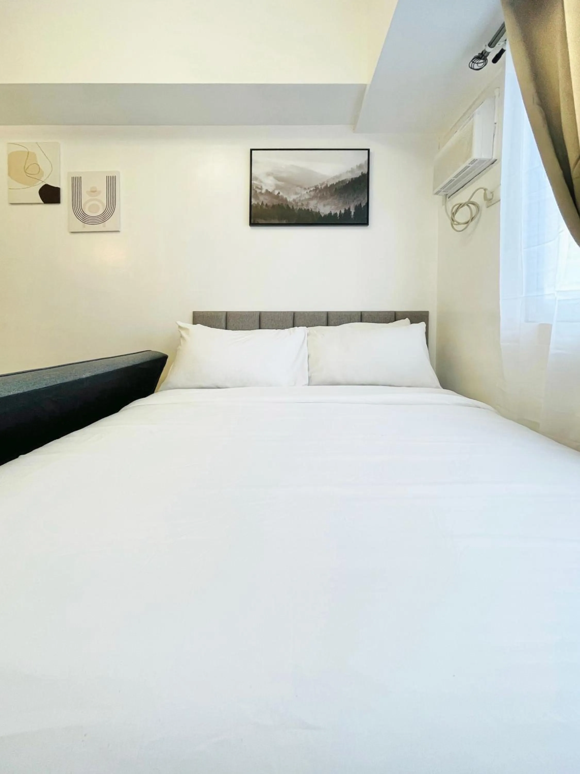 Bed in Avida Towers Atria