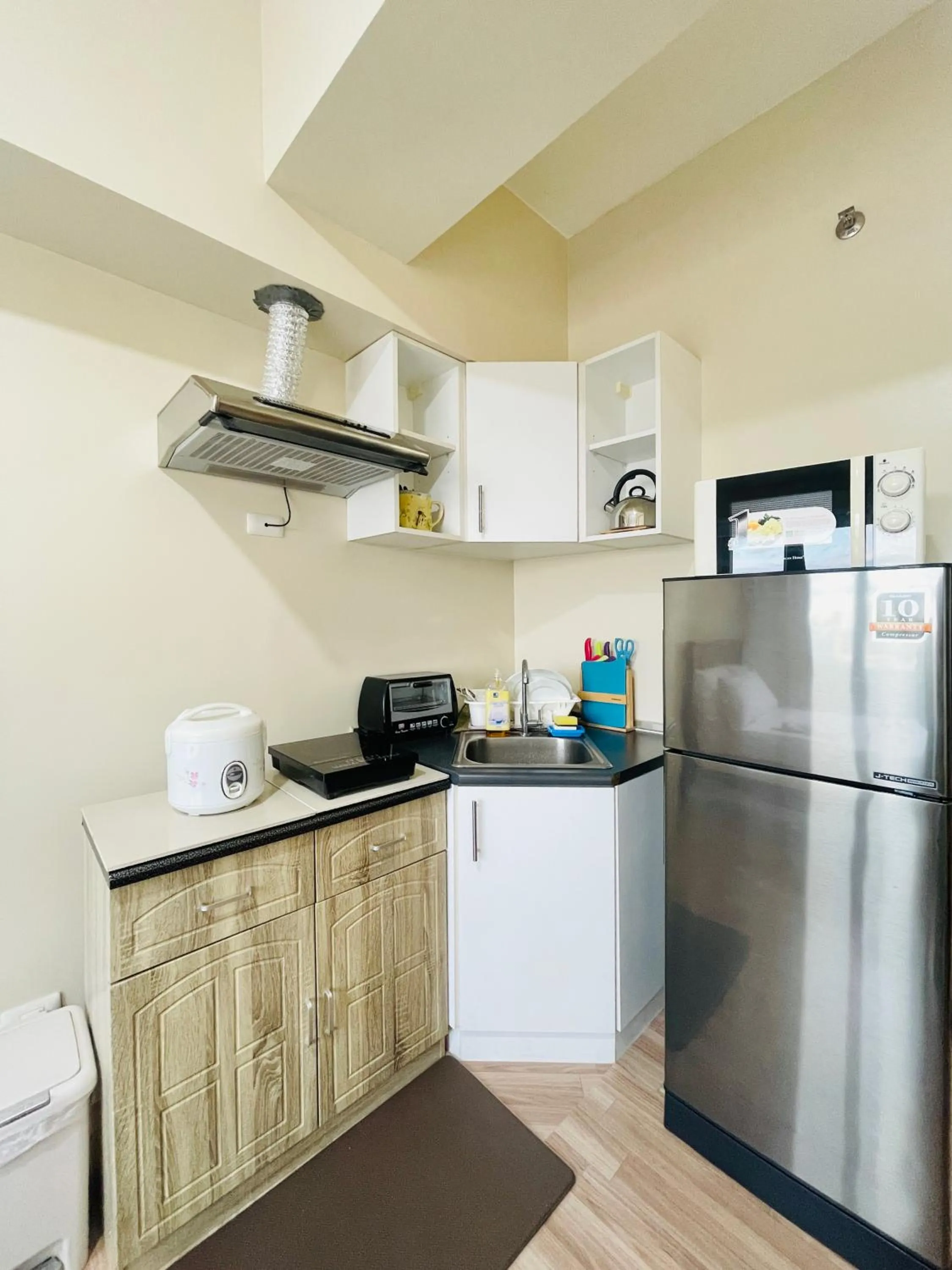 Kitchen or kitchenette in Avida Towers Atria