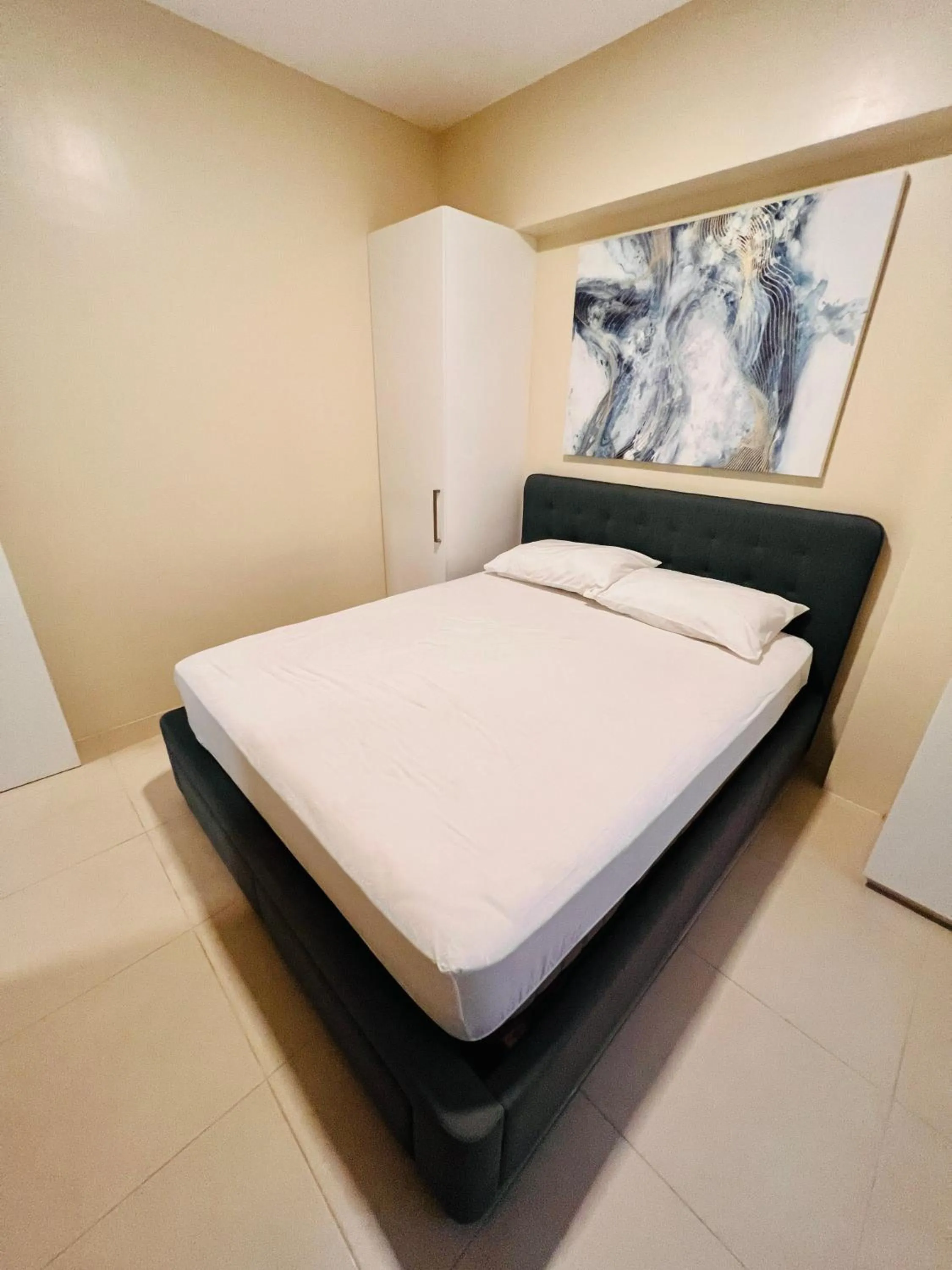 Bedroom, Bed in Avida Towers Atria