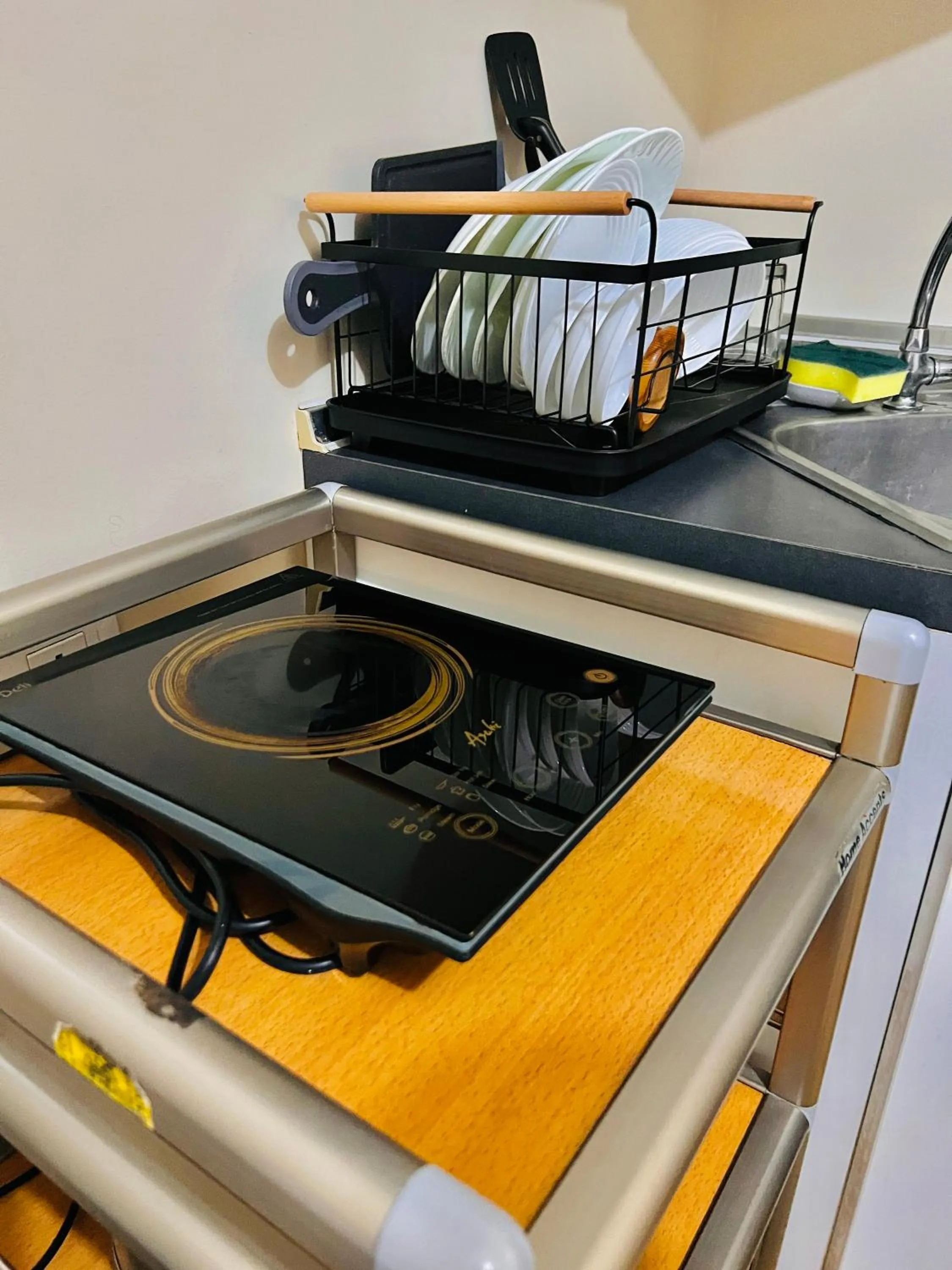 Kitchen or kitchenette in Avida Towers Atria