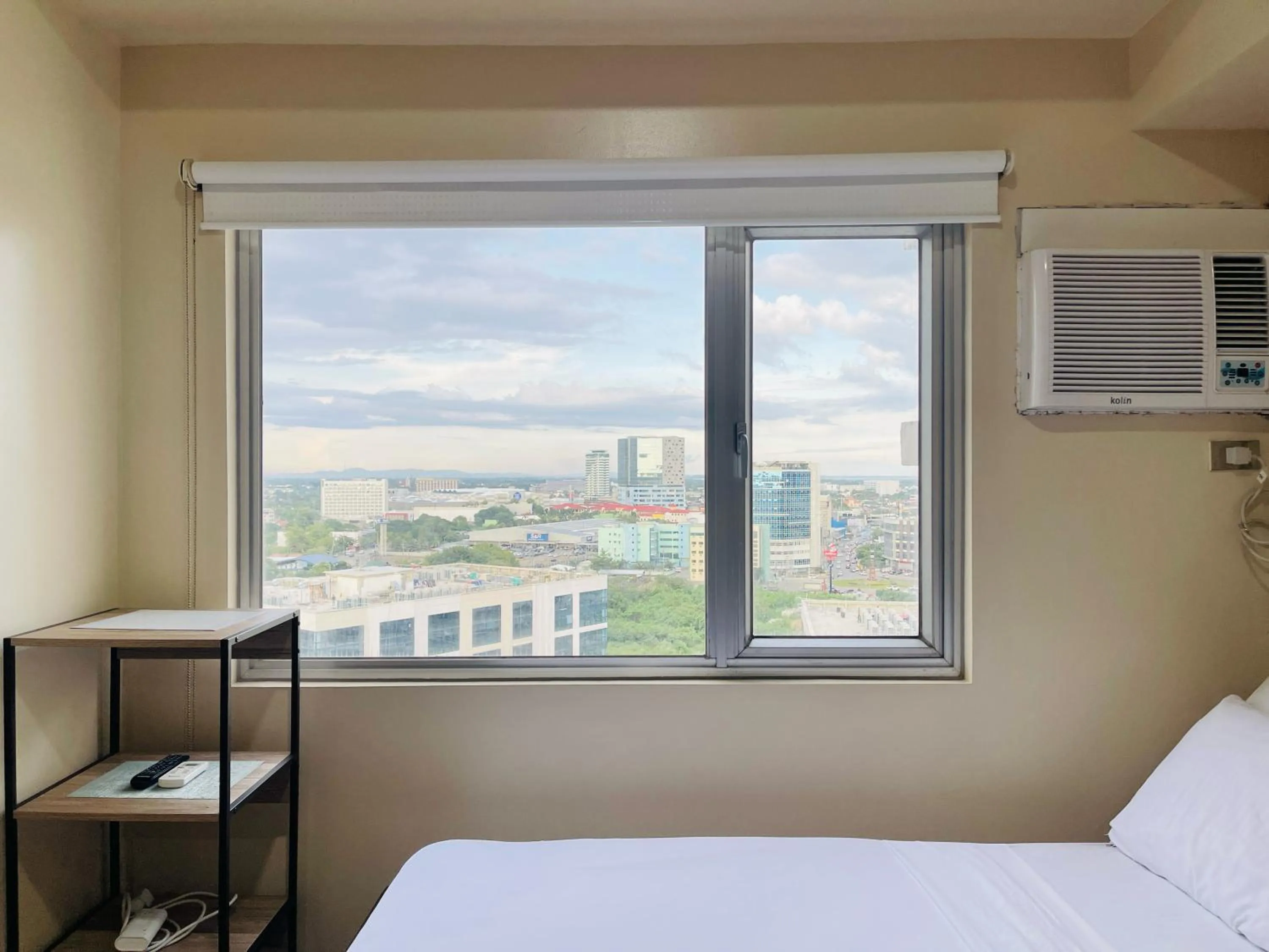 Bed in Avida Towers Atria