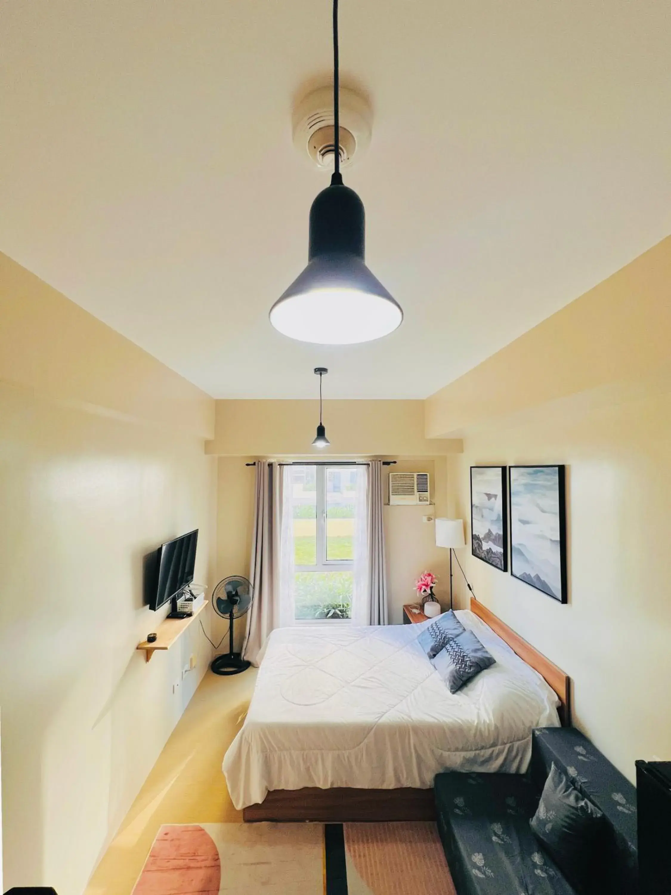 Photo of the whole room, Bed in Avida Towers Atria Photo of the whole room, Bed in Avida Towers Atria