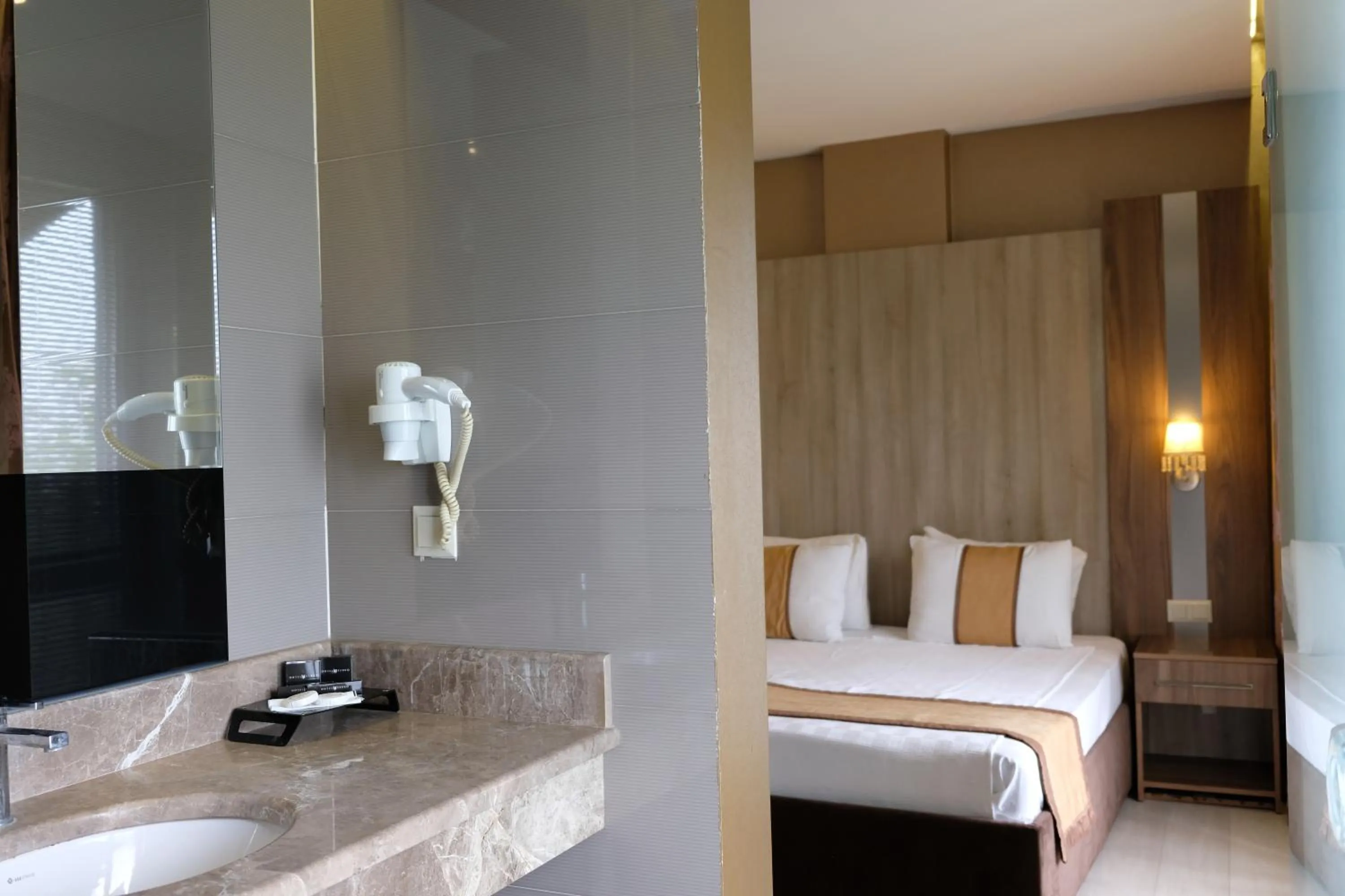 Bed in Royal Capital Hotel Bursa